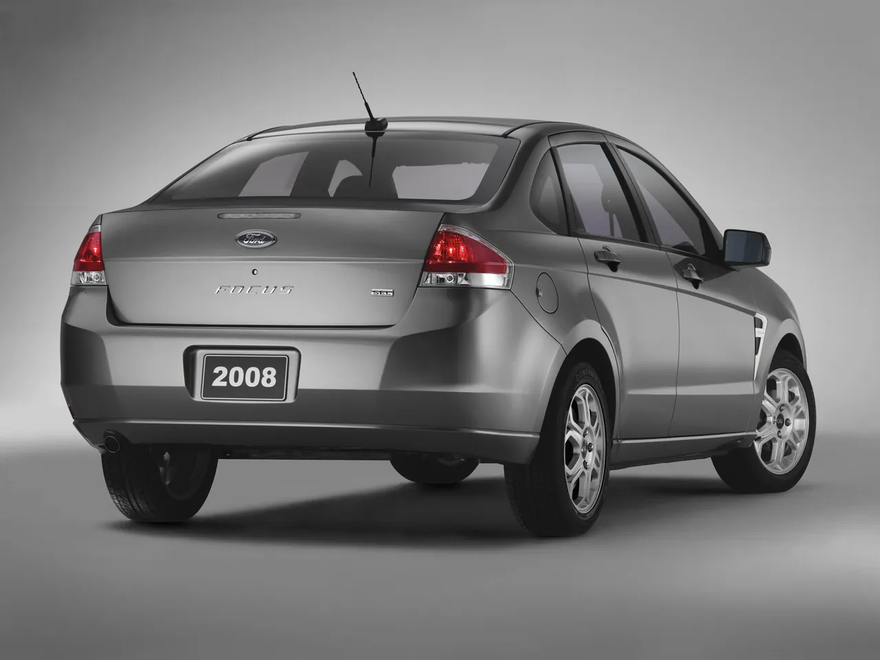 Ford Focus (2008) – zadní tříčtvrteční pohled