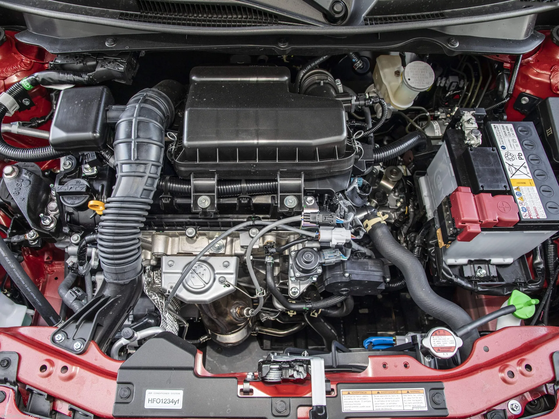 Suzuki Swift (2021) – motorový prostor
