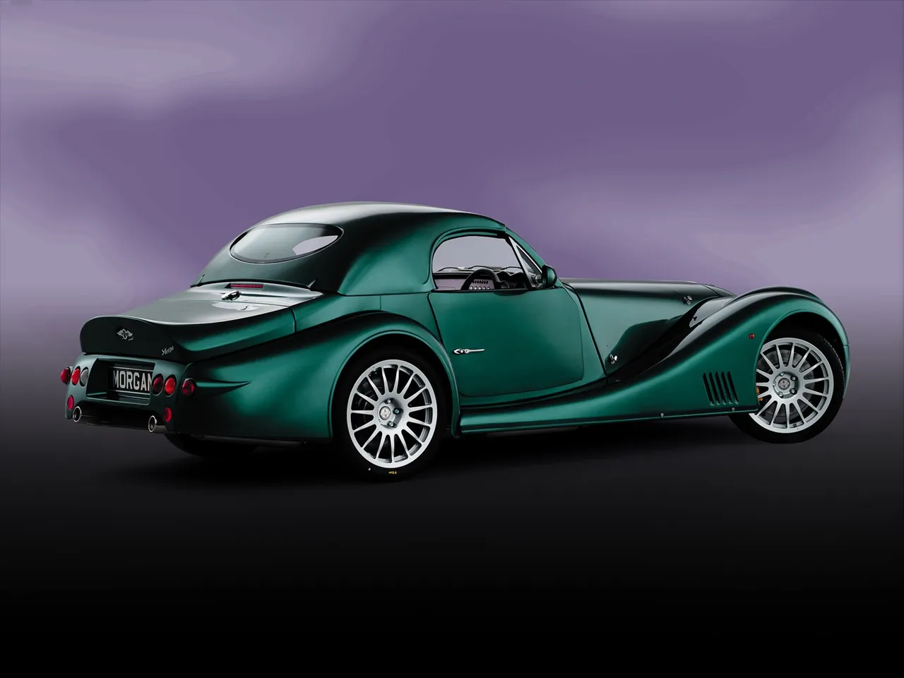 Morgan Aero 8 (2006) – zadní tříčtvrteční pohled