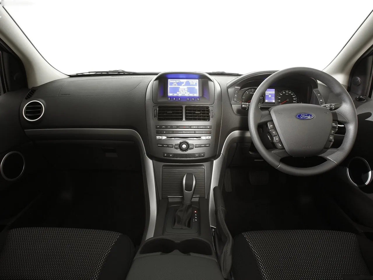 Ford Territory (2012) – interiér