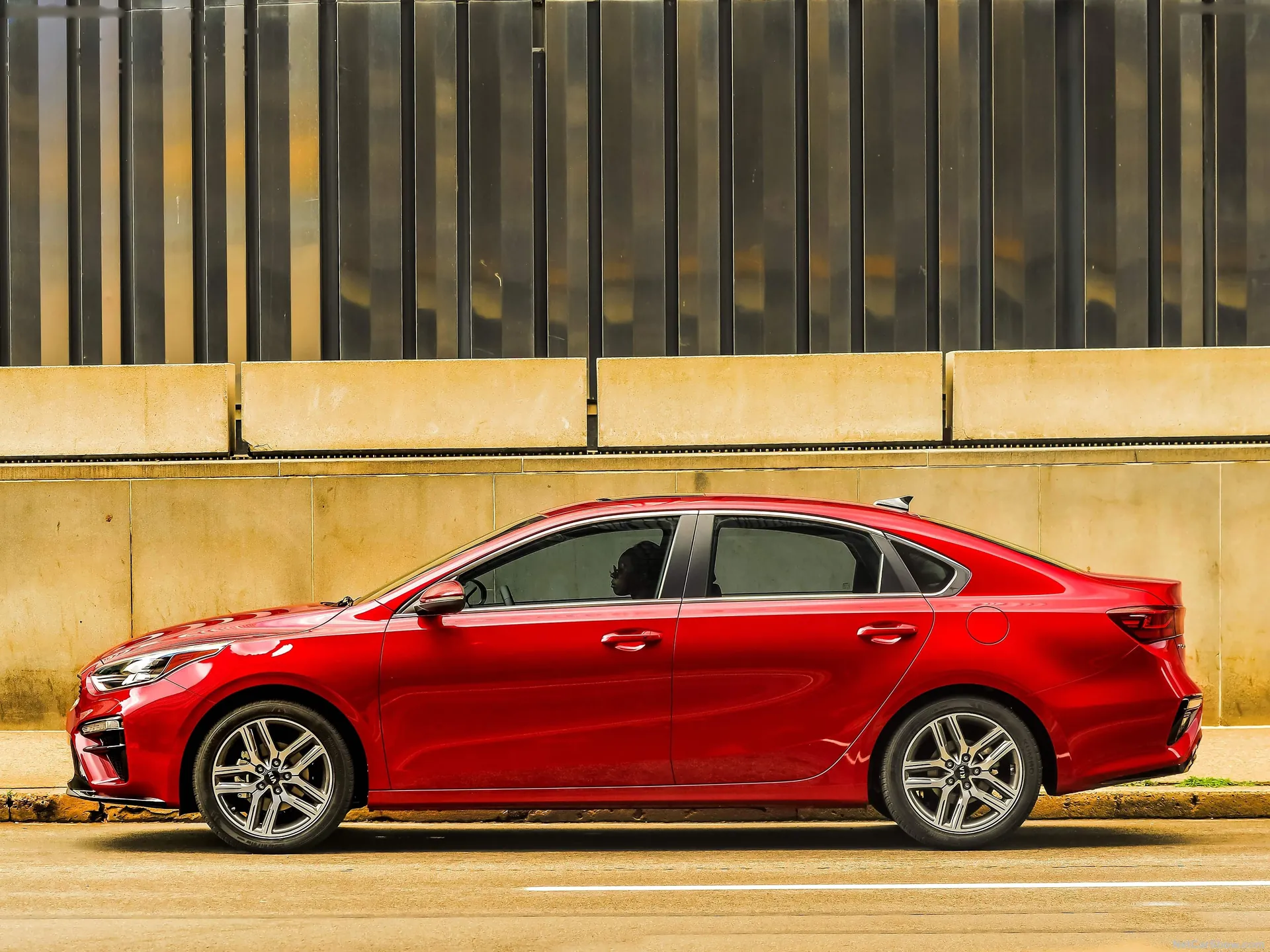 Kia Forte (2019) - Side Profile