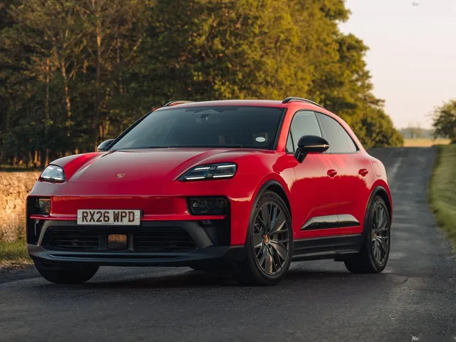 Porsche Macan GTS [UK] (2026)