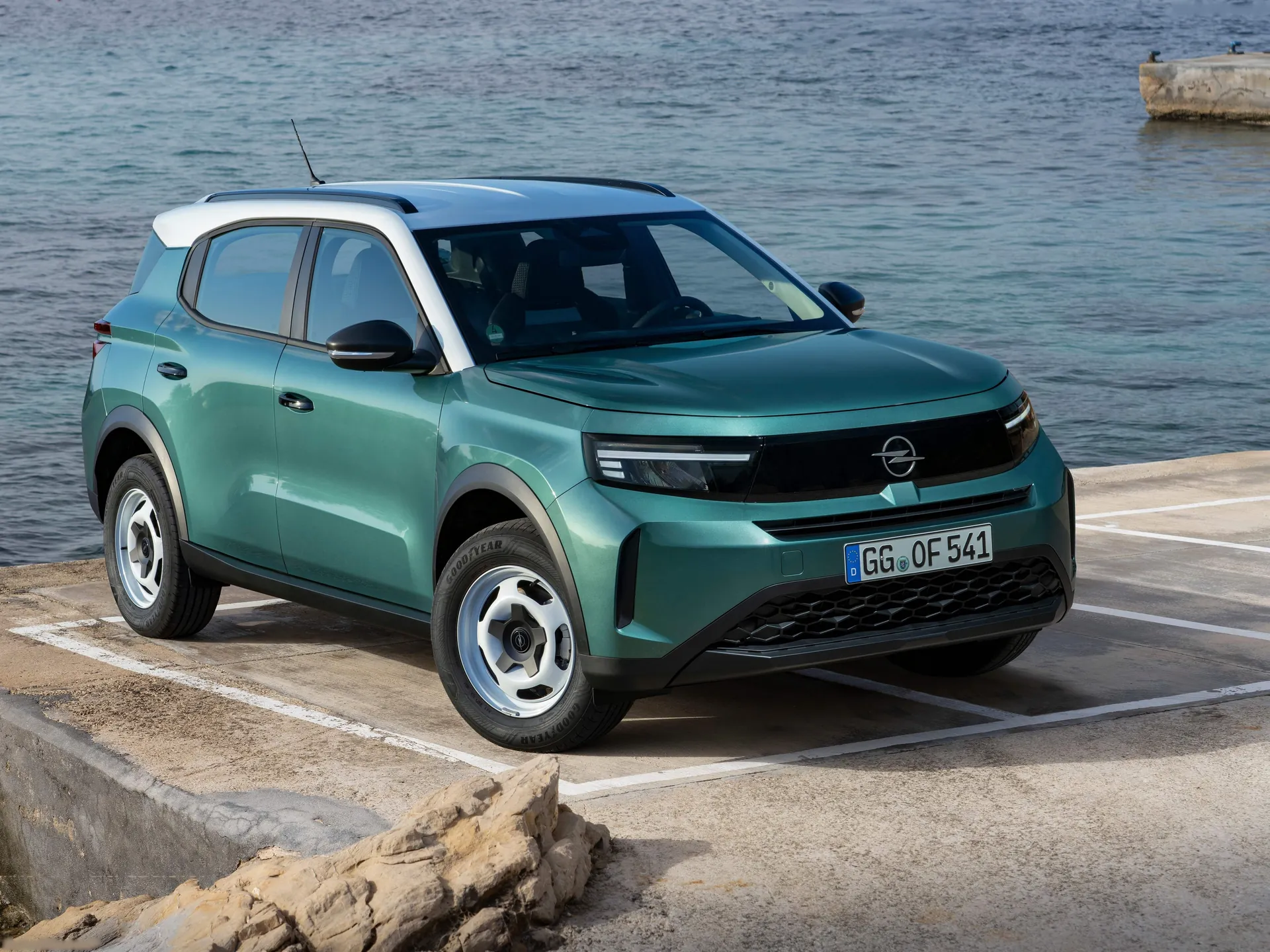 Opel Frontera Hybrid (2025)
