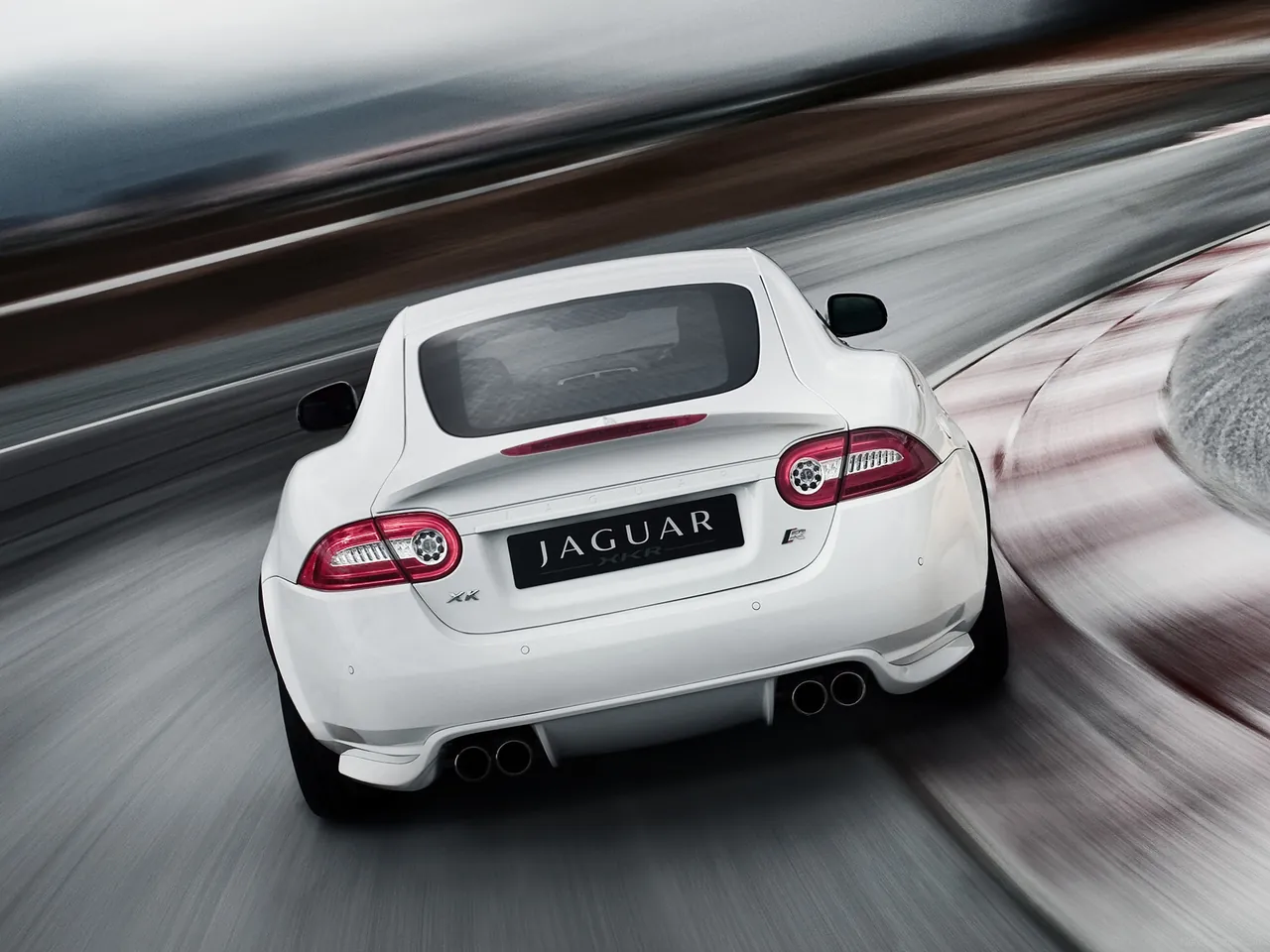 Jaguar XKR (2011) – zezadu