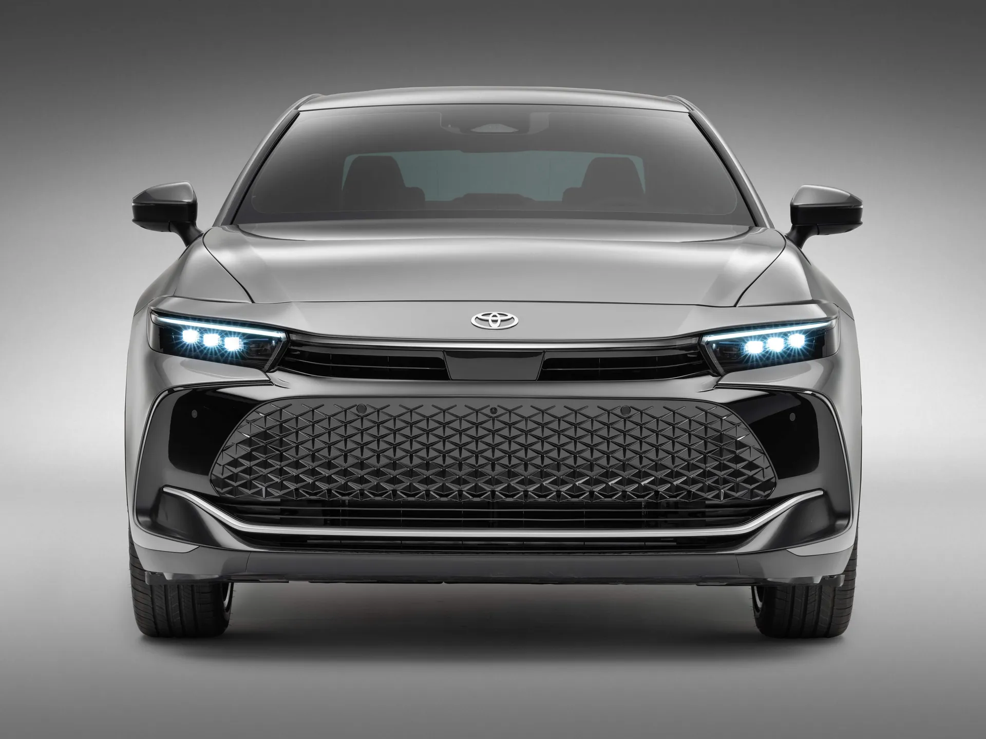 Toyota Crown (2023) – zepředu
