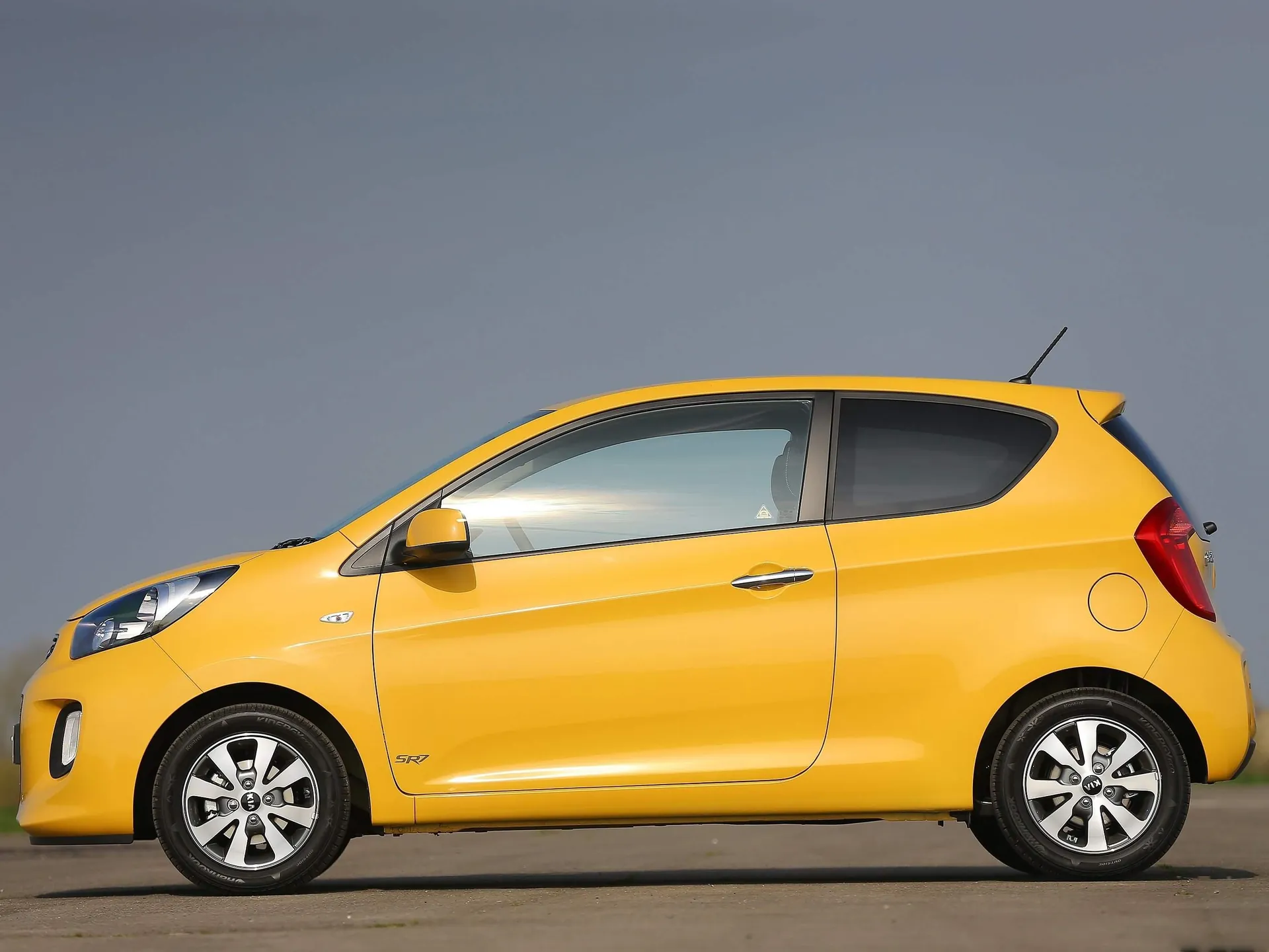 Kia Picanto (2016) – boční profil