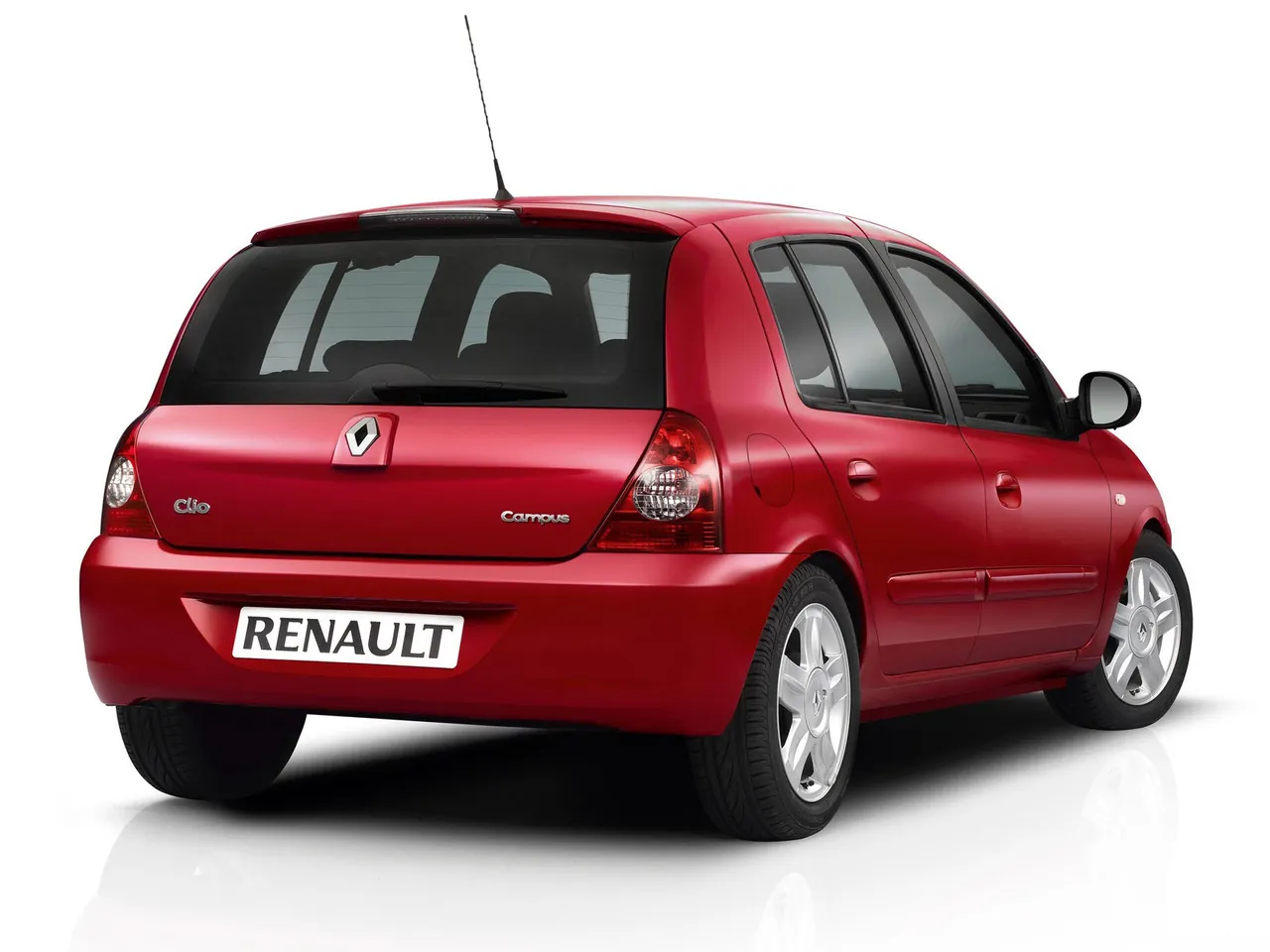 Renault Clio Campus (2009) – zadní tříčtvrteční pohled