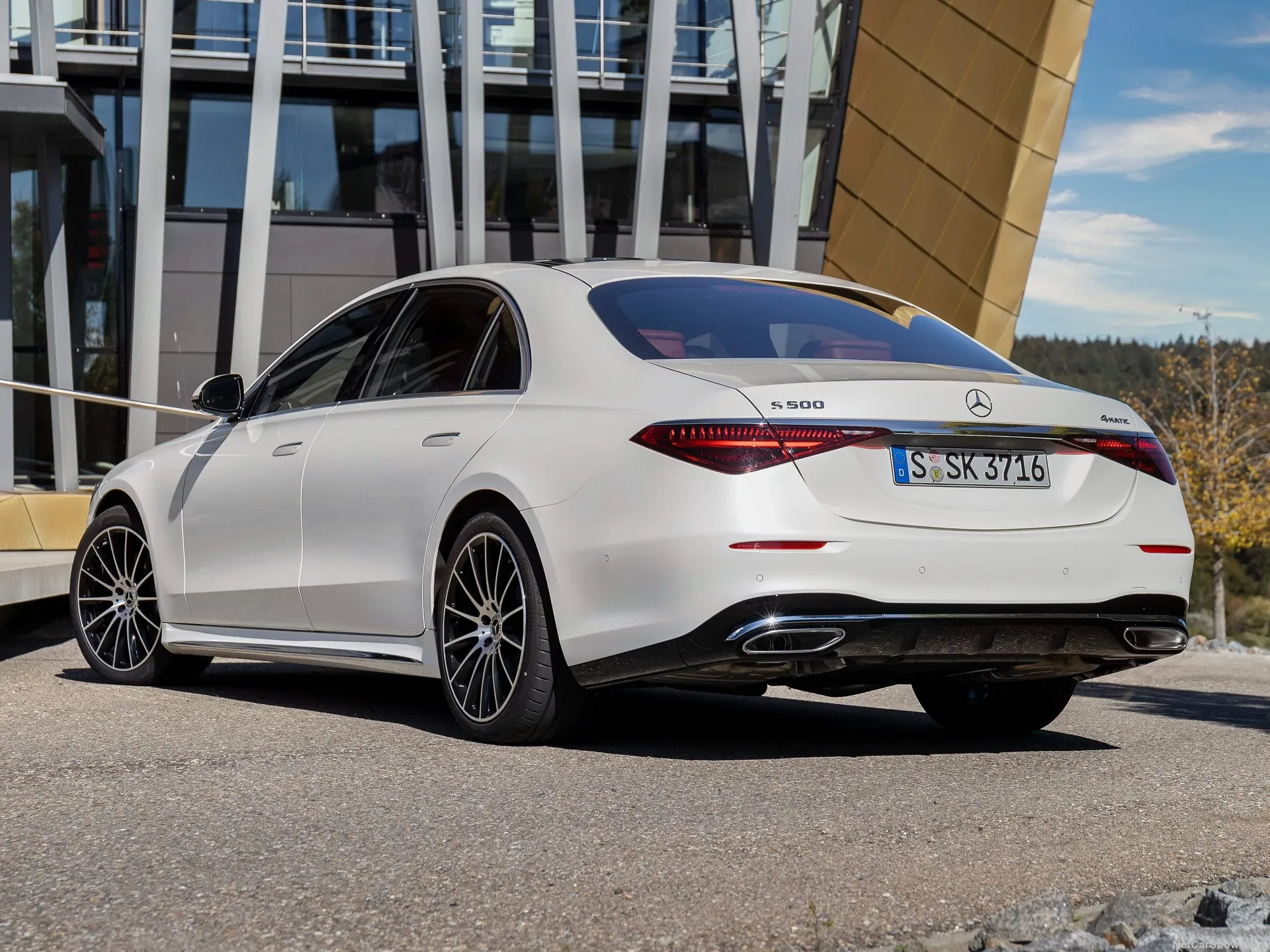 Mercedes-Benz S500 (2021) - Rear Three-Quarter