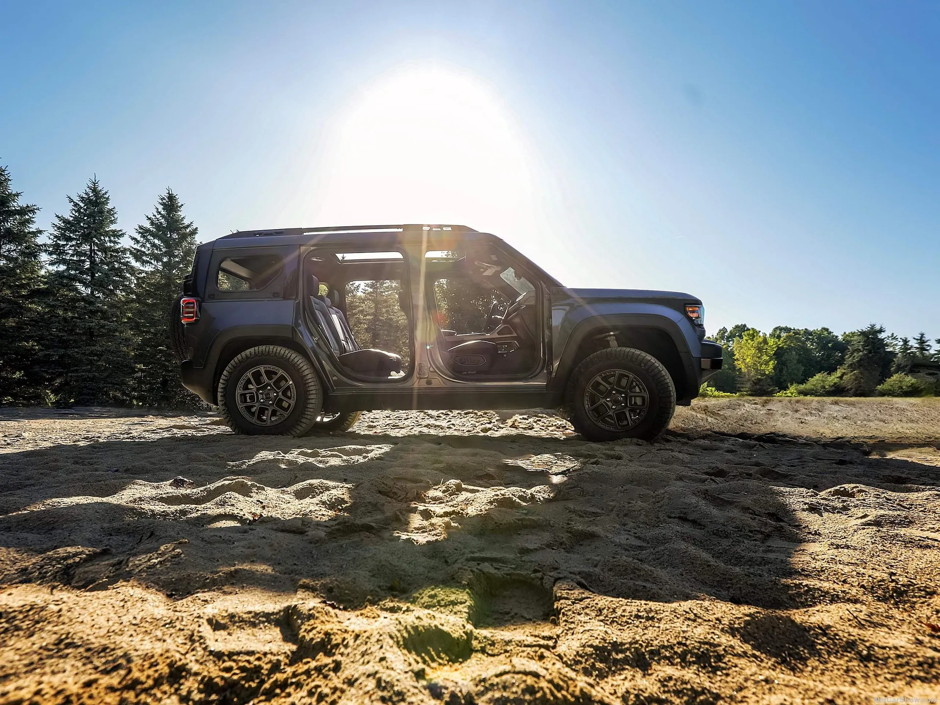 Jeep Recon (2026) – boční profil