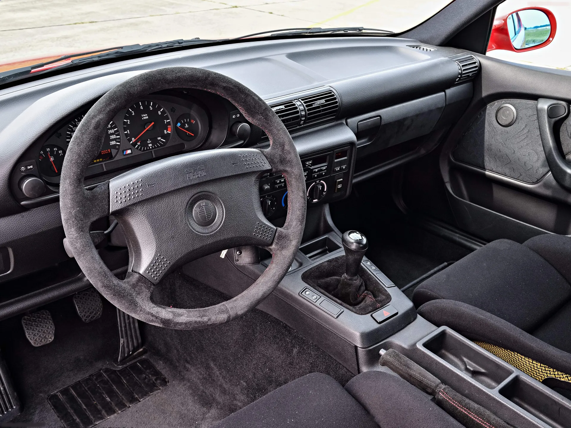 BMW M3 Compact Concept (1996) – interiér