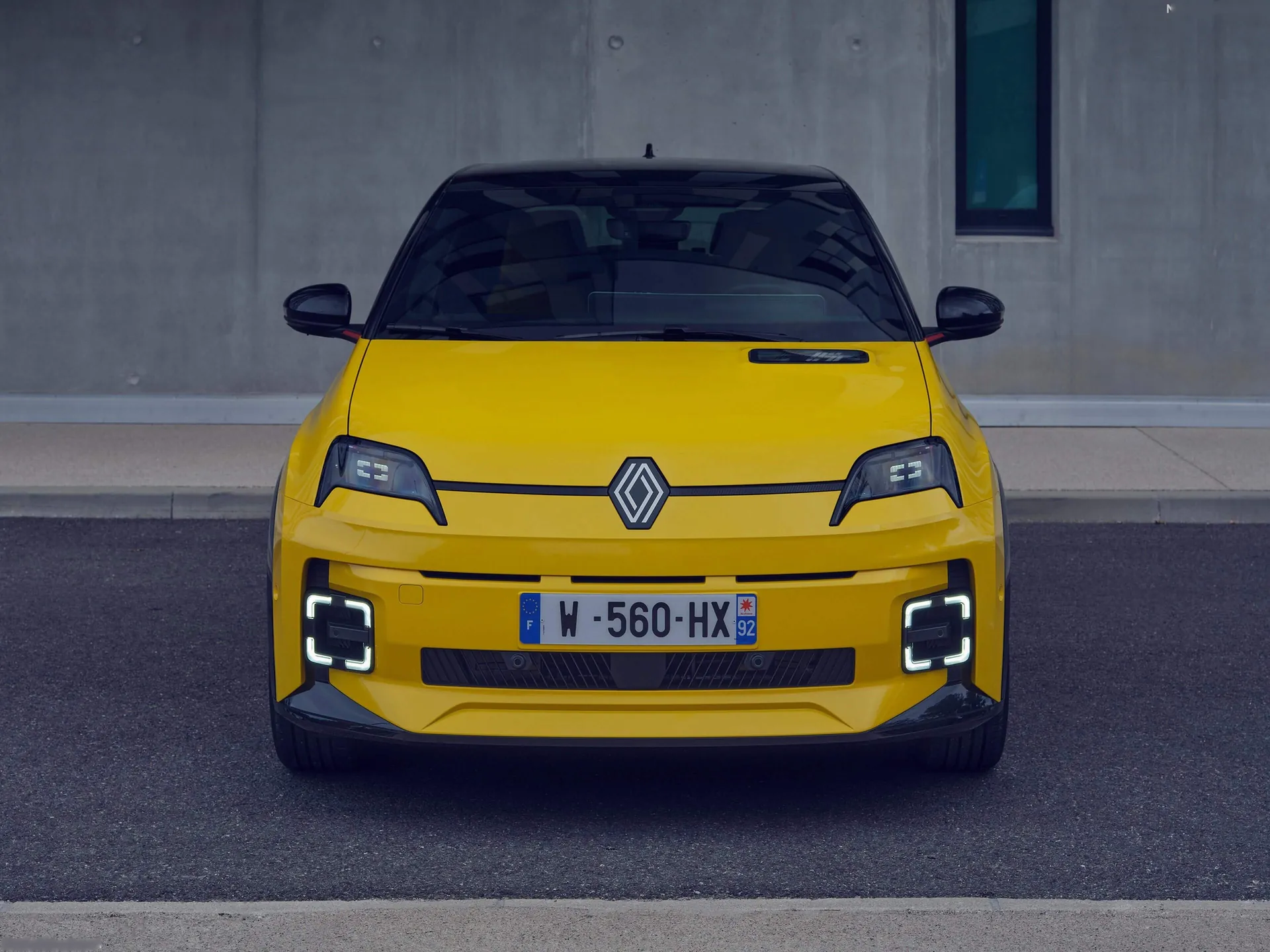 Renault 5 E-Tech (2025) – zepředu