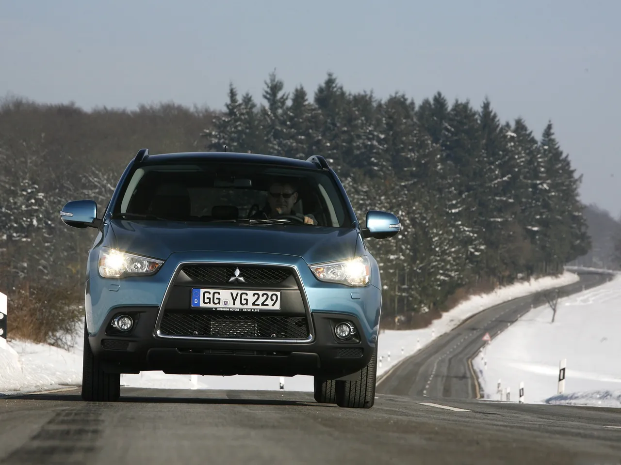 Mitsubishi ASX (2011) - Front