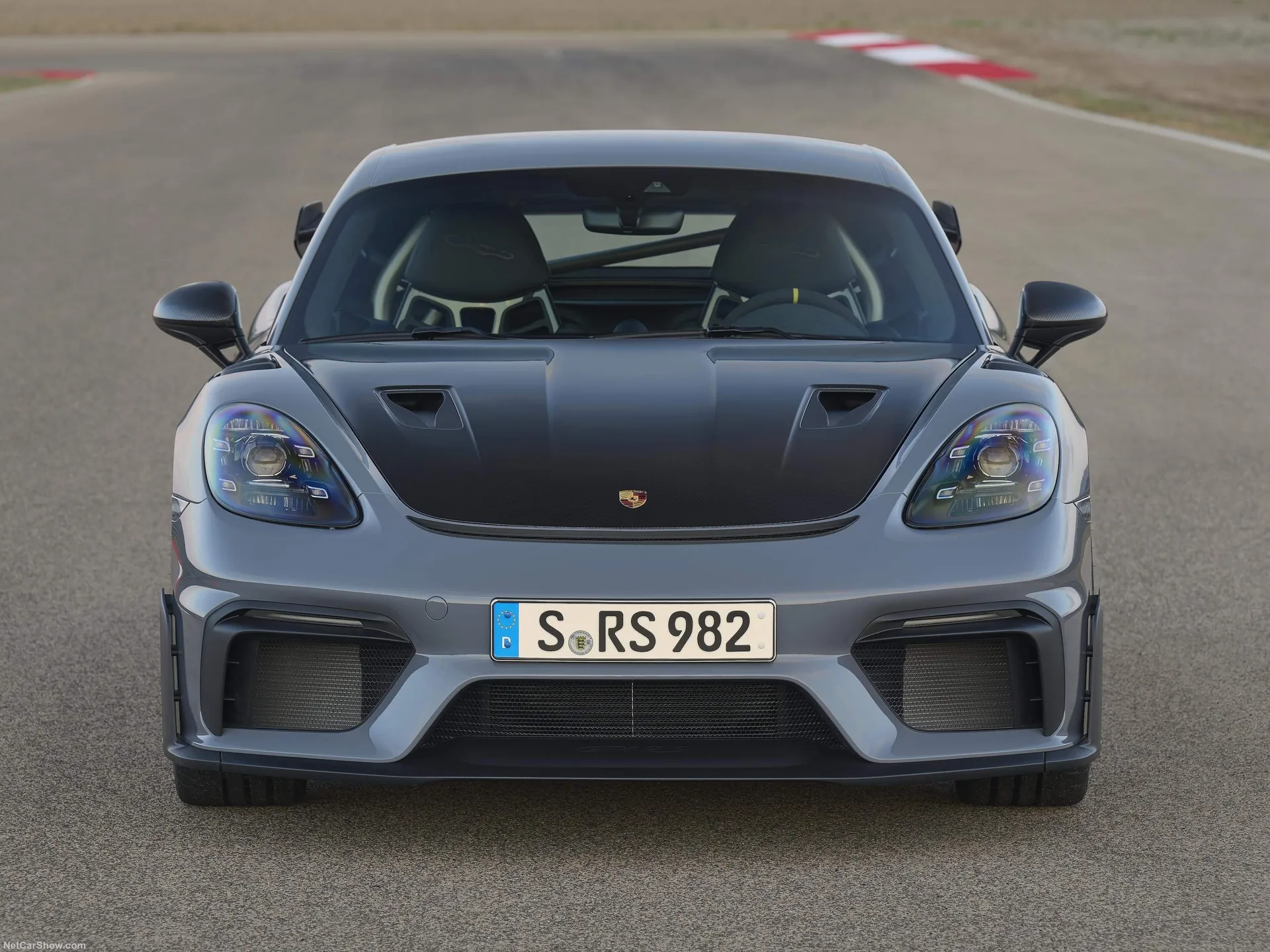 Porsche 718 Cayman GT4 RS (2022) - Front