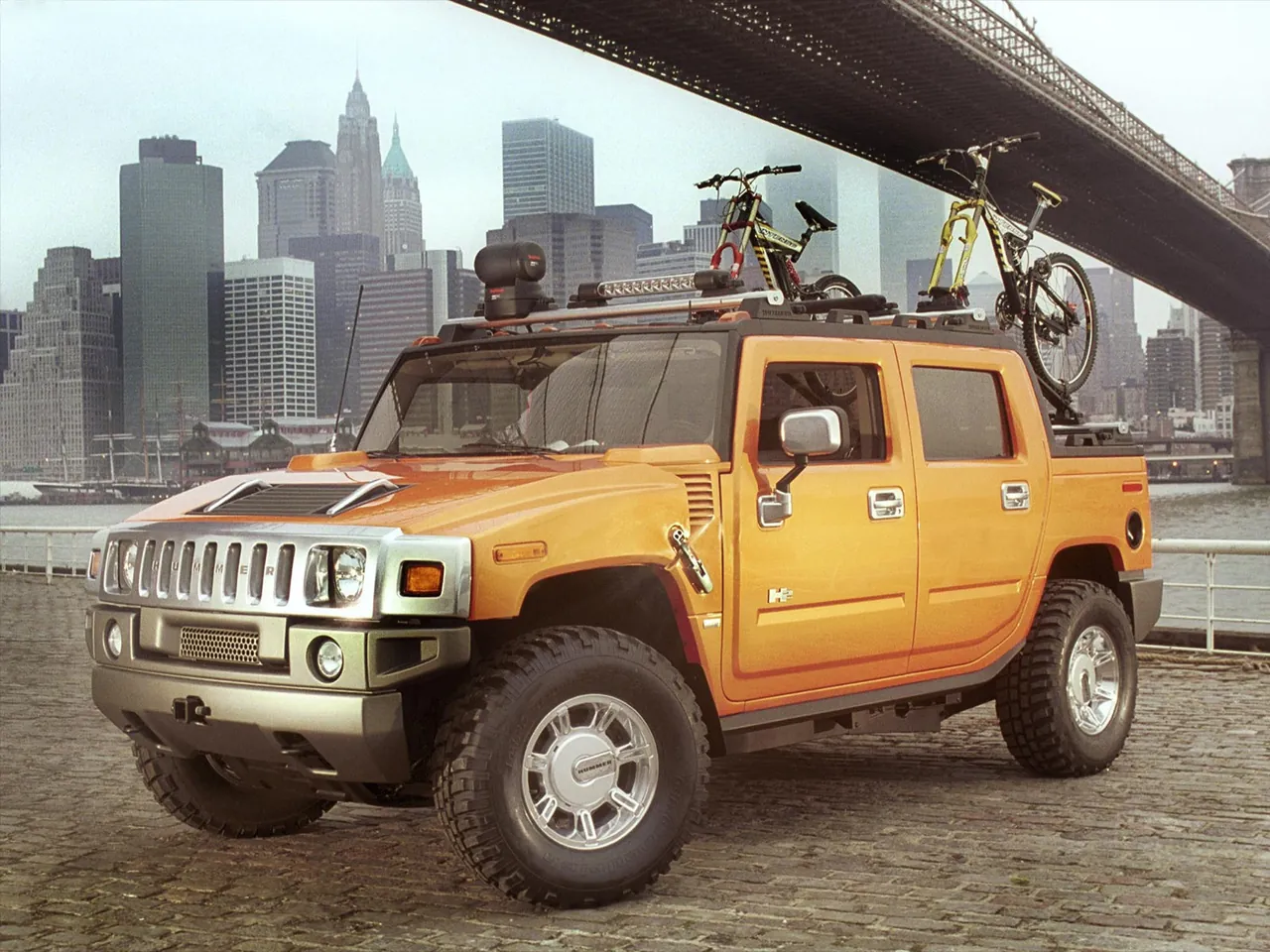 Hummer H2 SUT Concept (2004)