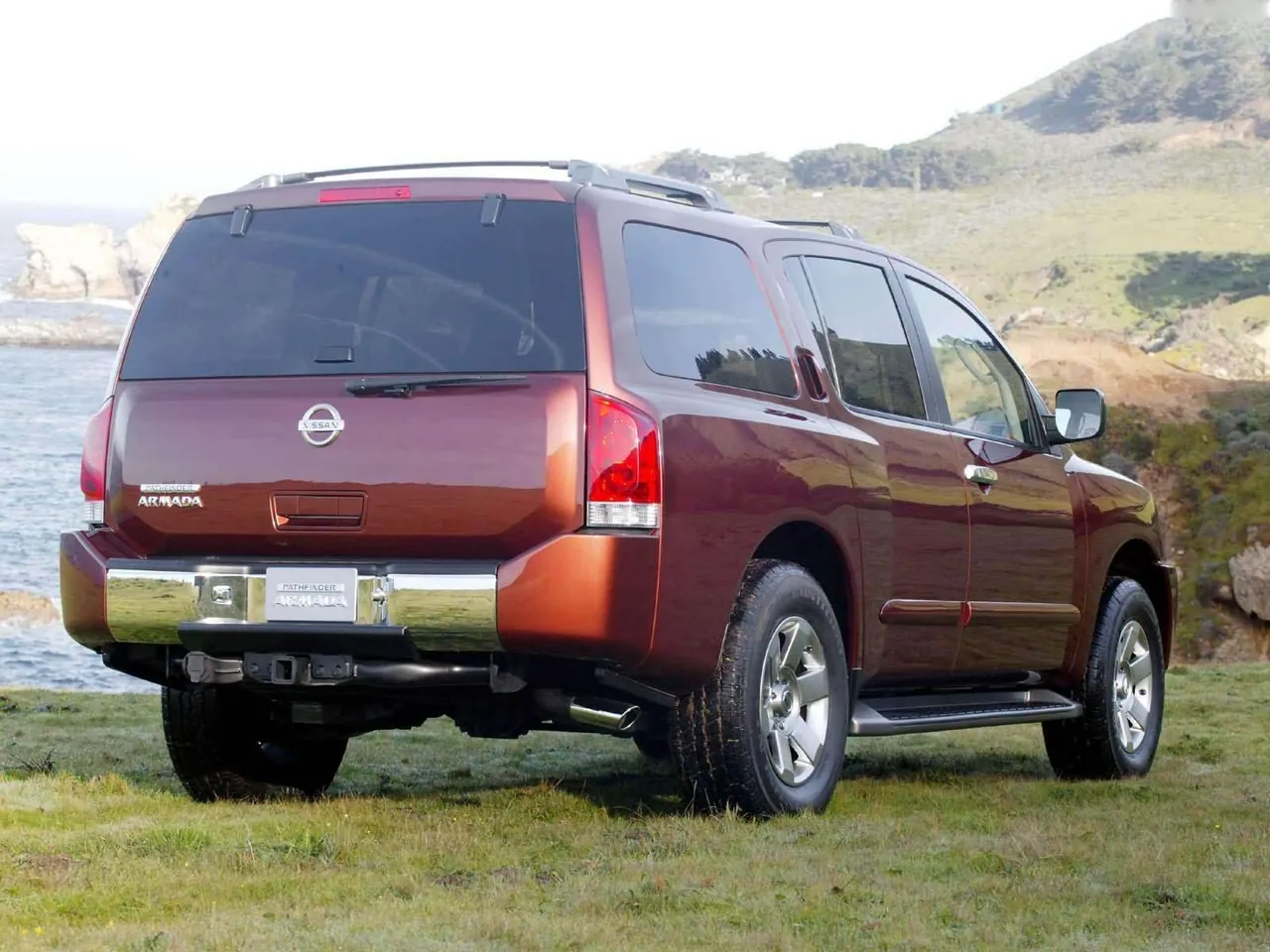 Nissan Pathfinder Armada (2004) – zadní tříčtvrteční pohled