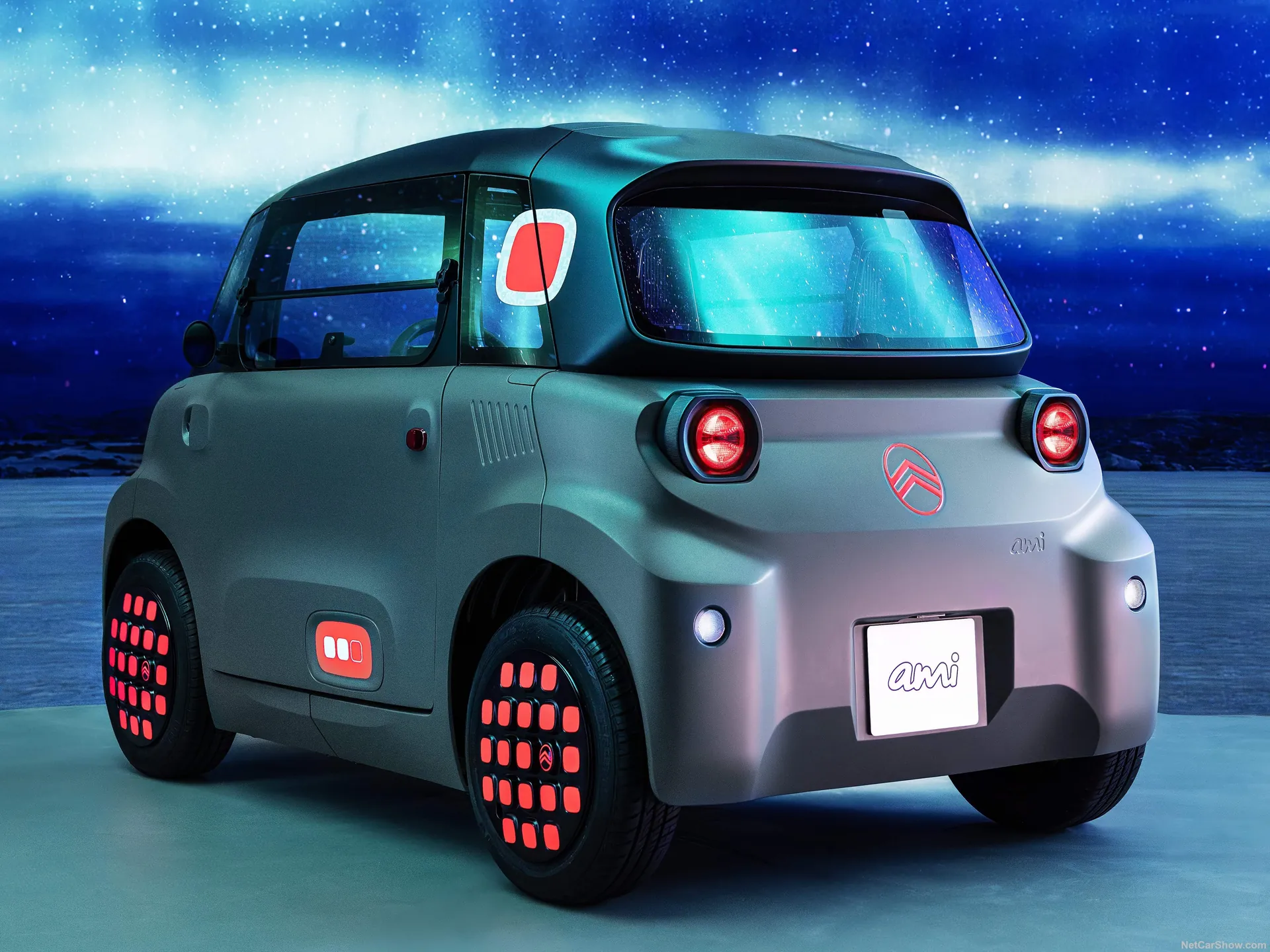 Citroen Ami (2025) – zadní tříčtvrteční pohled
