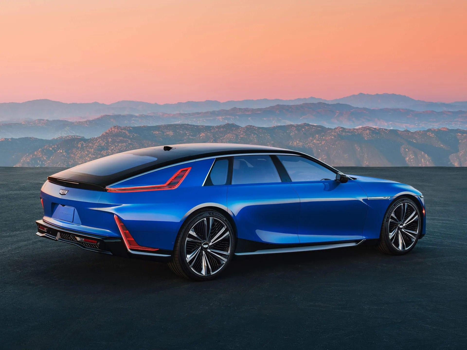 Cadillac Celestiq (2024) – zadní tříčtvrteční pohled