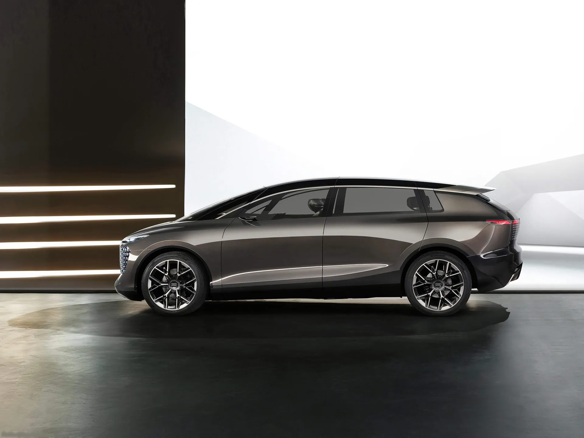 Audi Urbansphere Concept (2022) – boční profil
