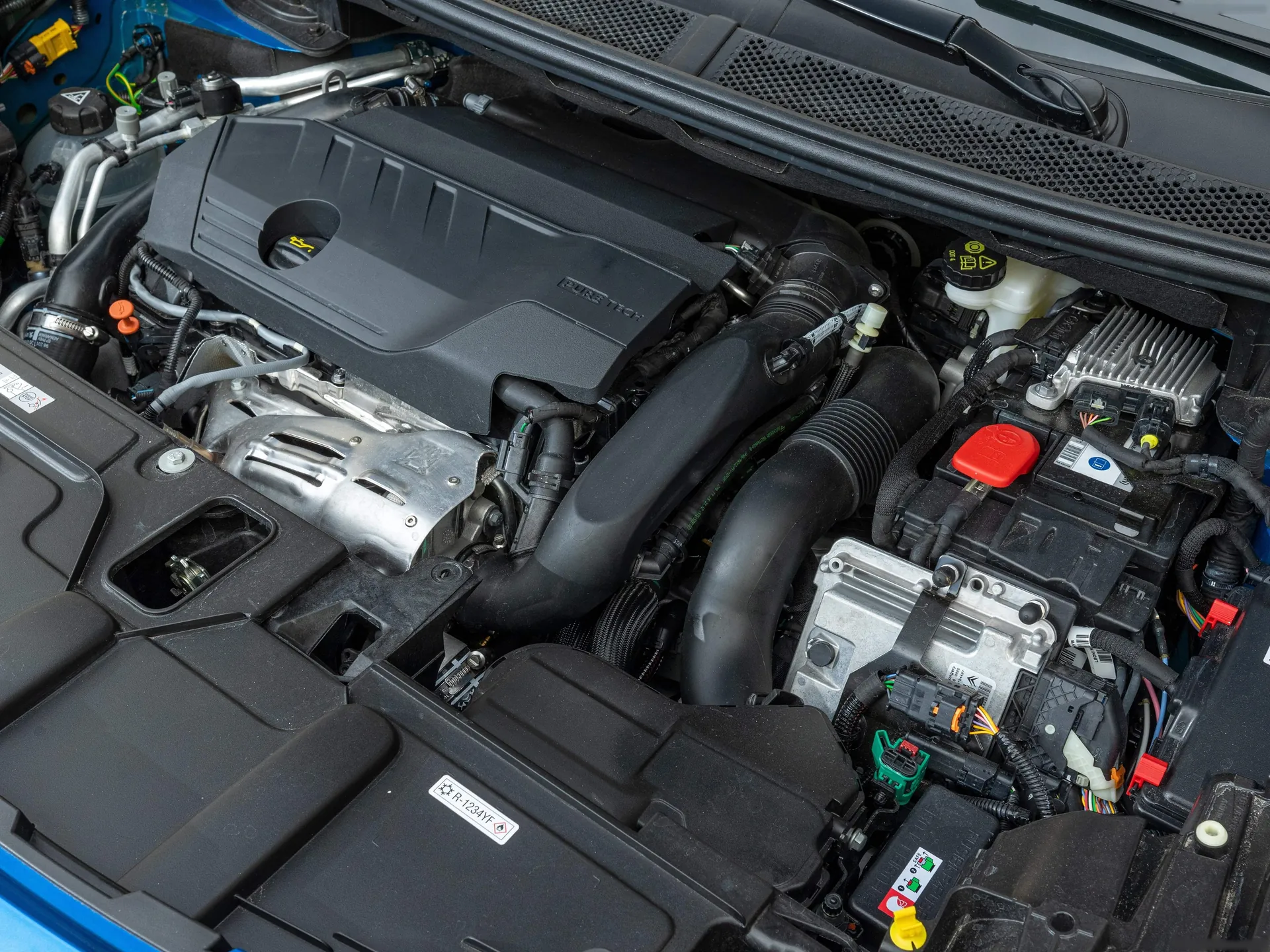 Peugeot 3008 (2021) – motorový prostor