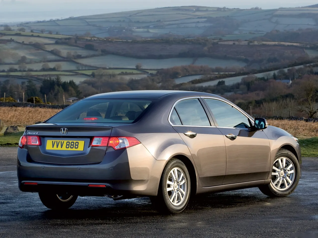 Honda Accord (2009) – zadní tříčtvrteční pohled