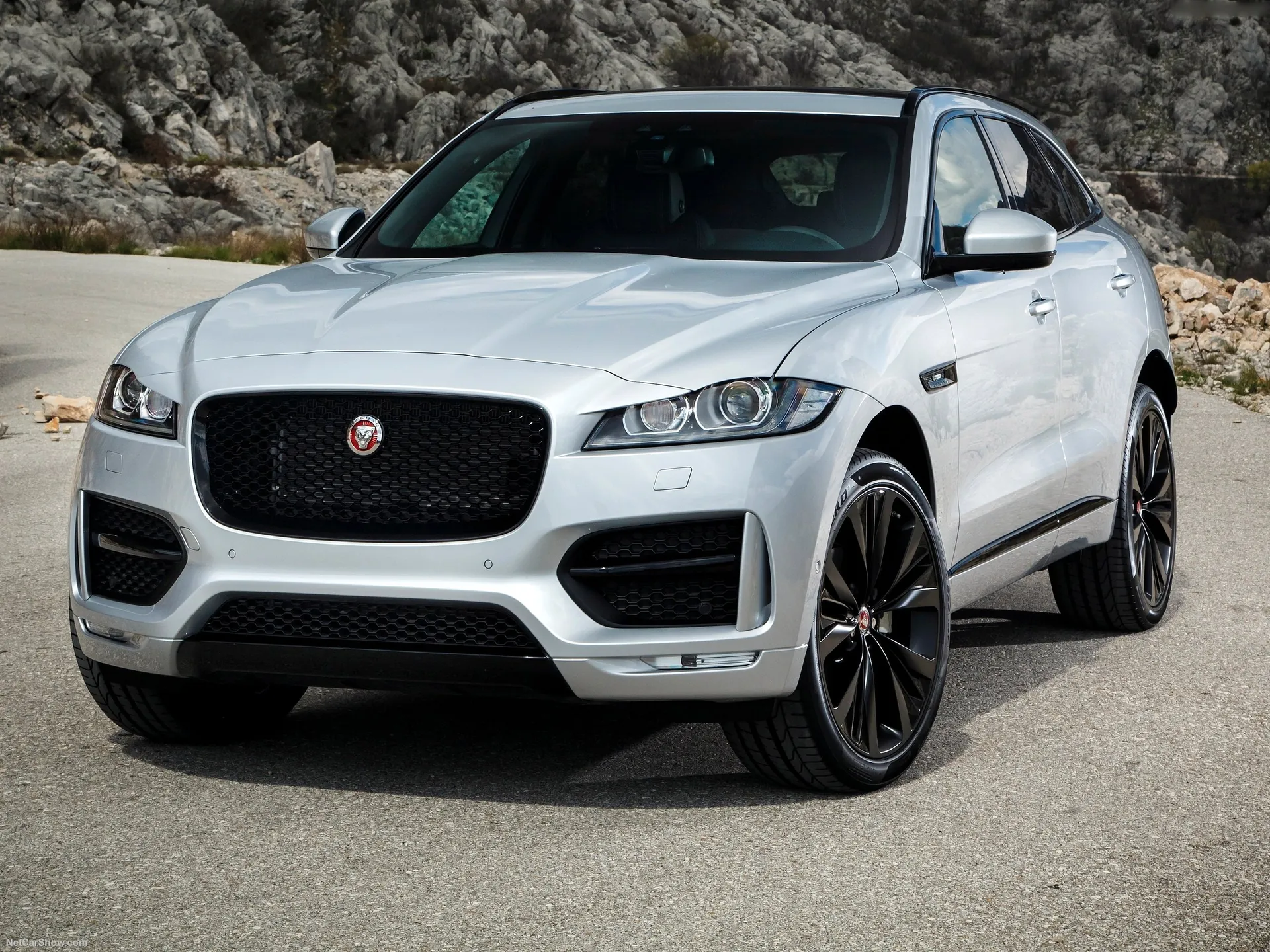 Jaguar F-Pace (2017)