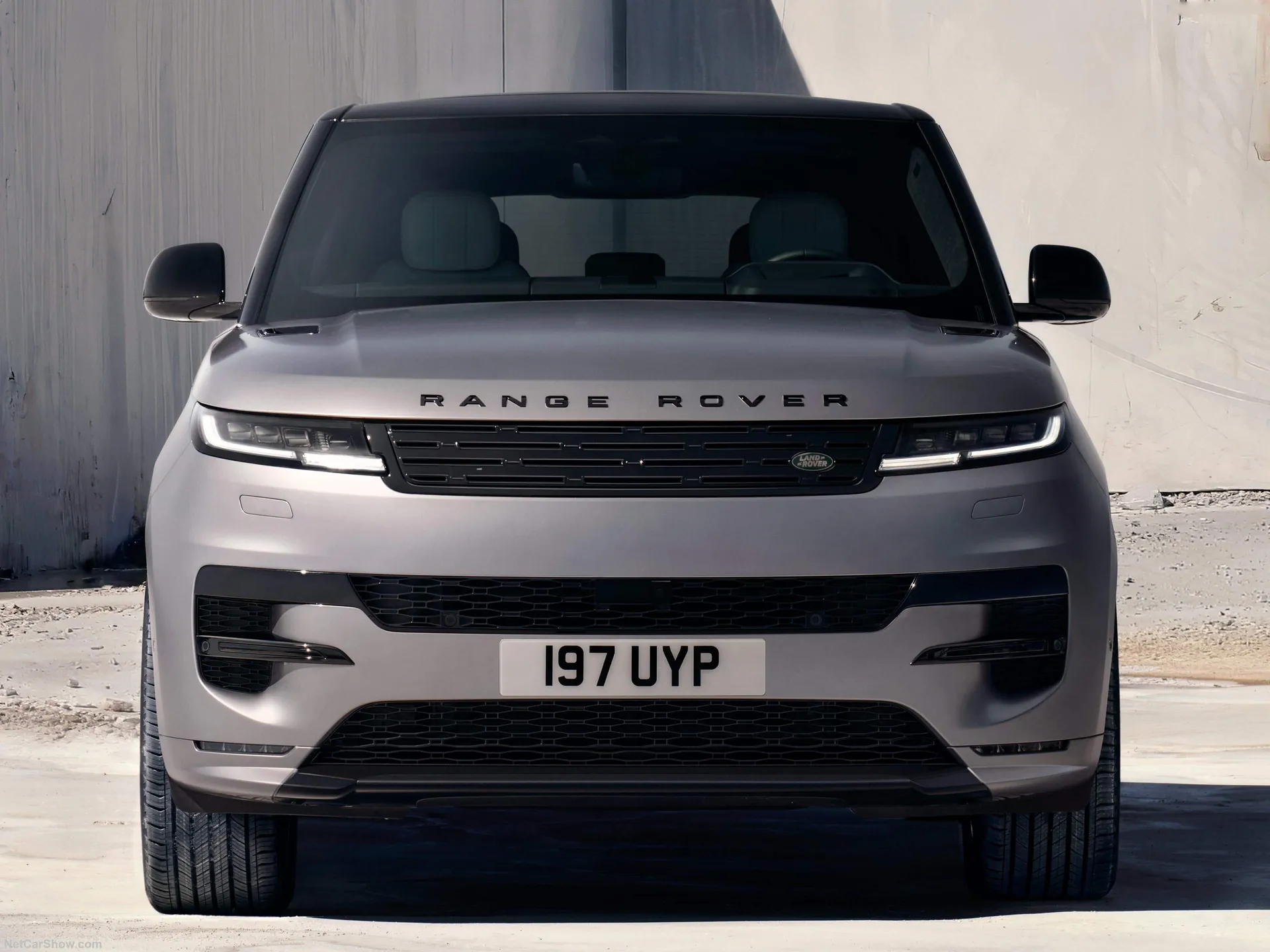 Land Rover Range Rover Sport Electric (2027) – zepředu