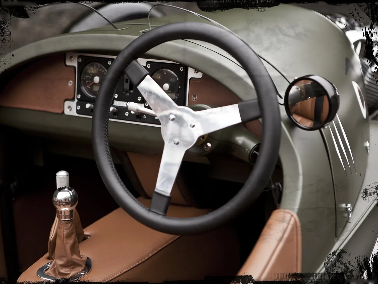 Morgan 3 Wheeler (2012) – interiér