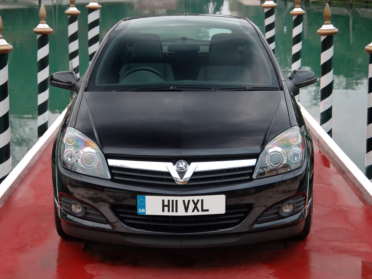 Vauxhall Astra Panoramic (2006) – zepředu