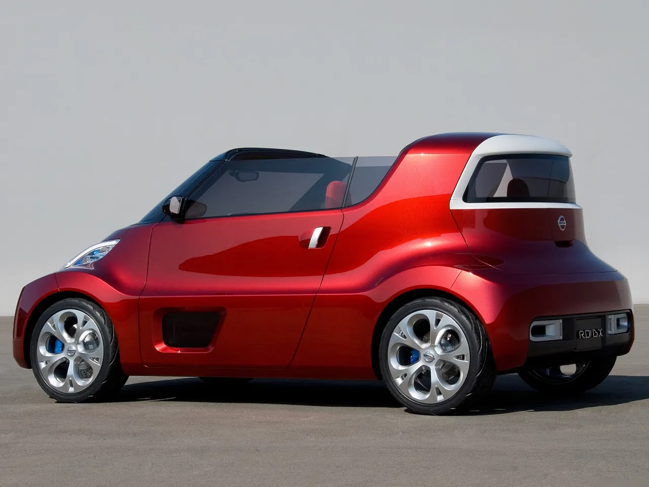 Nissan Round Box Concept (2007) – zadní tříčtvrteční pohled