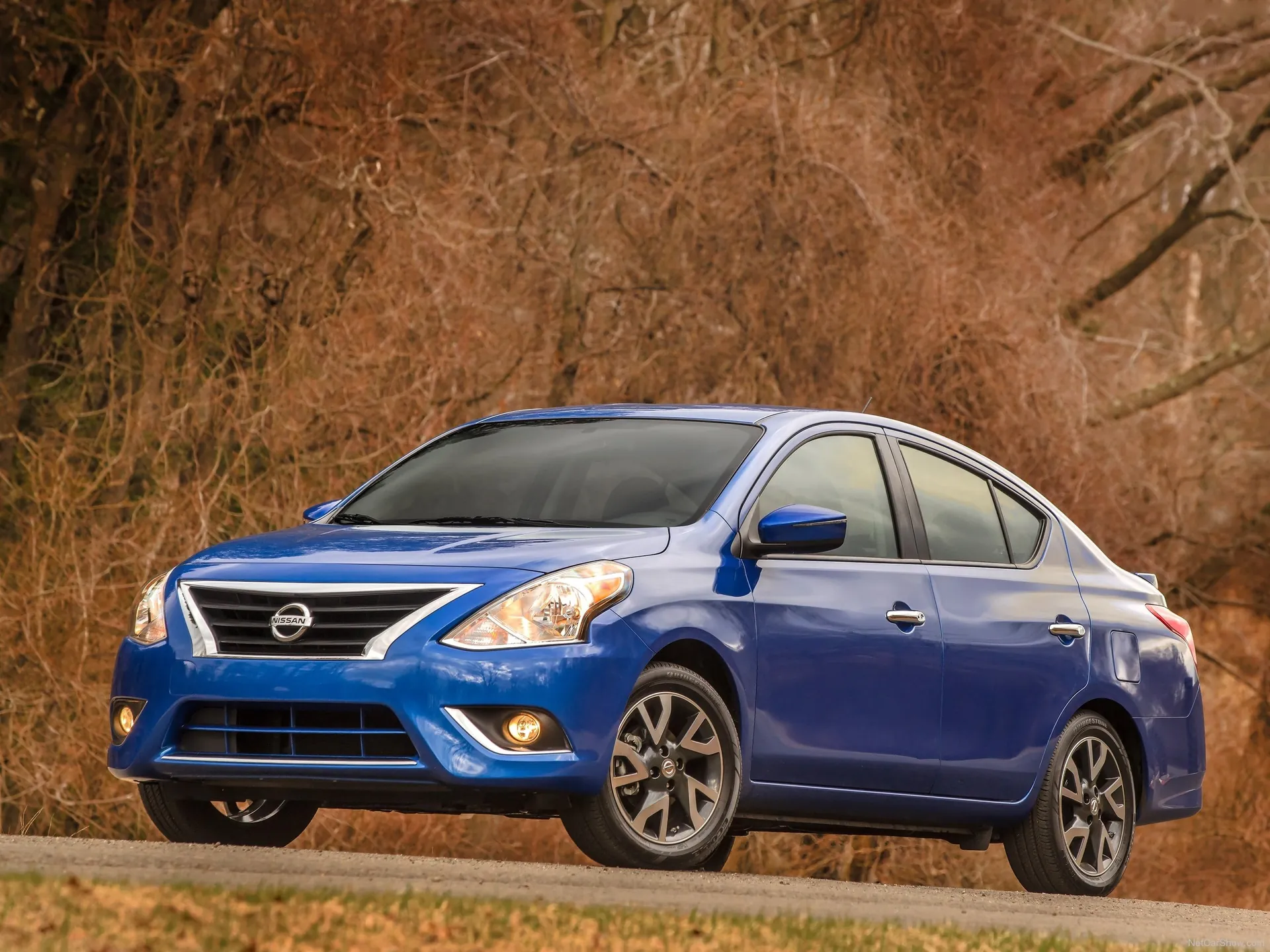 Nissan Versa Sedan (2015)