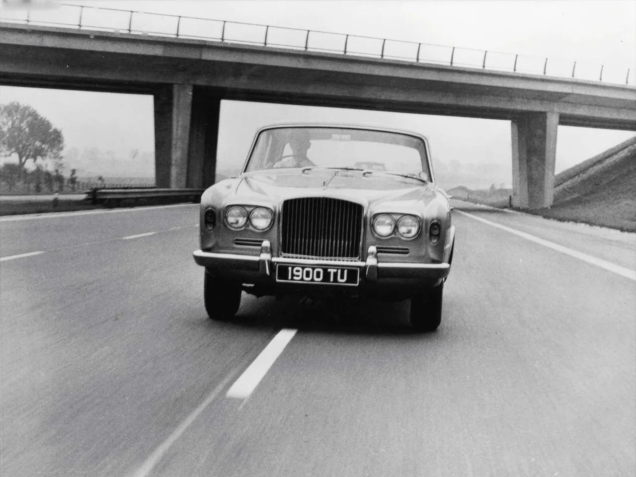 Bentley T2 (1977)