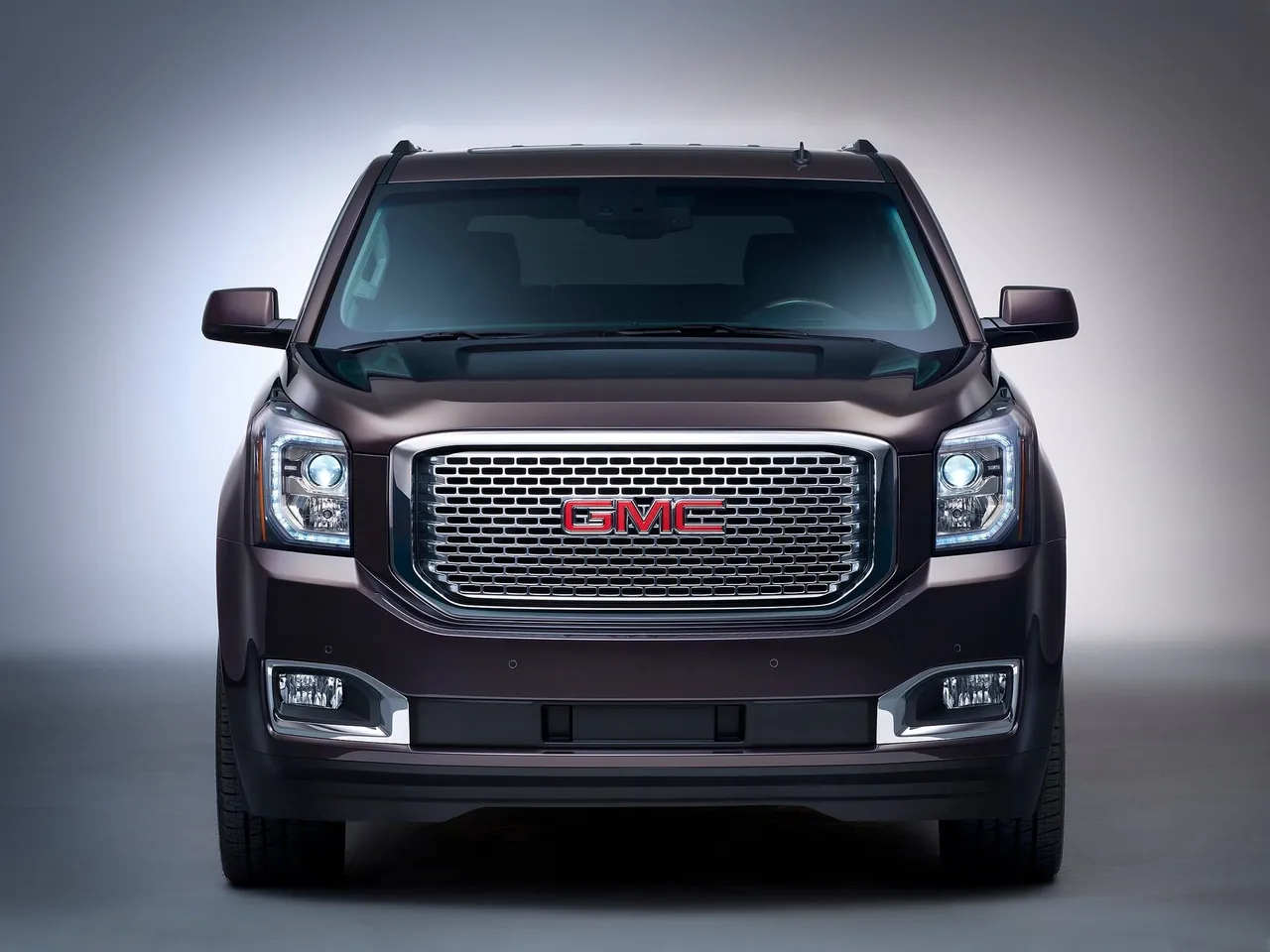 GMC Yukon Denali (2015) – zepředu