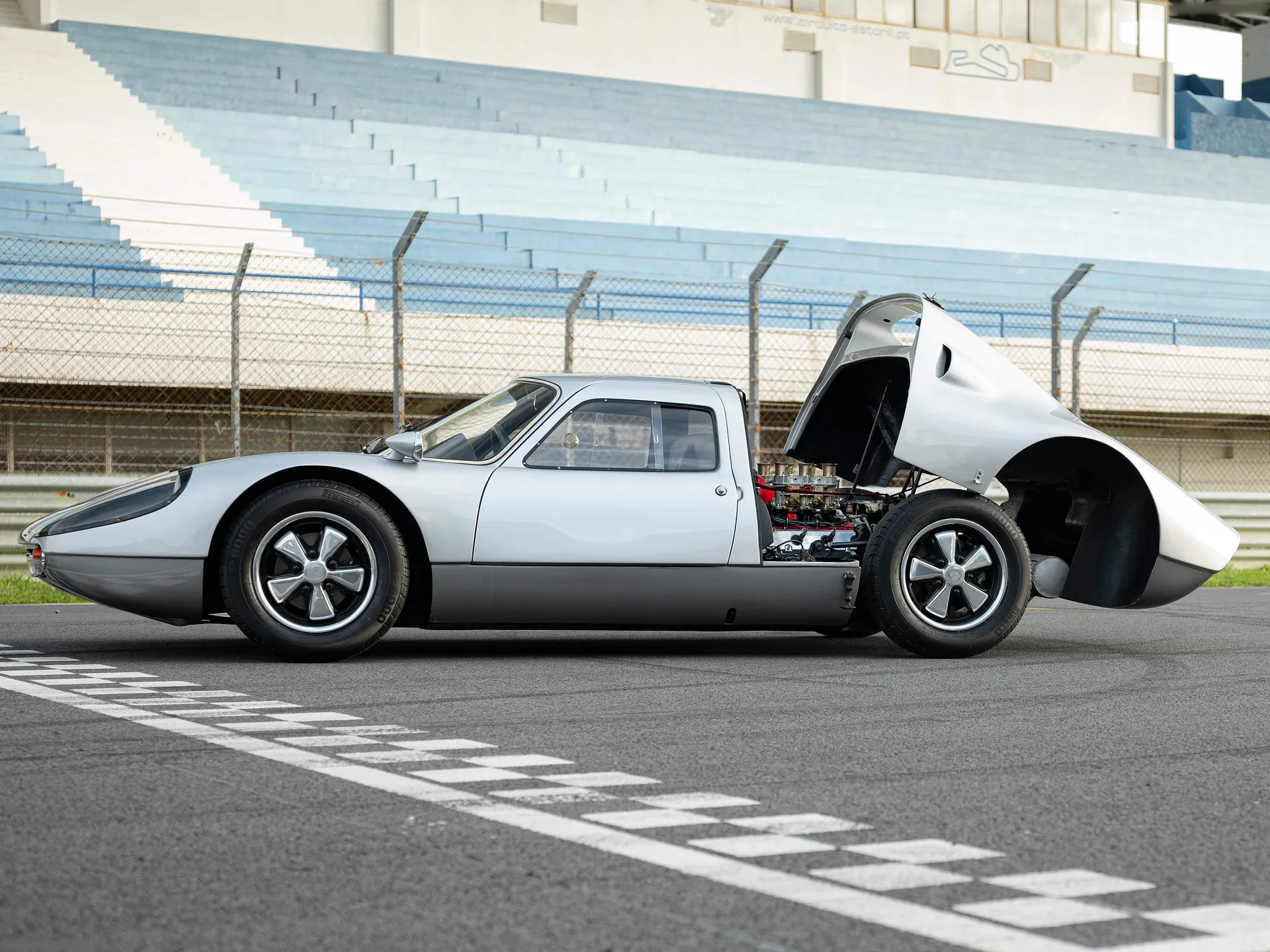 Porsche 904 Carrera GTS (1964) - Side Profile