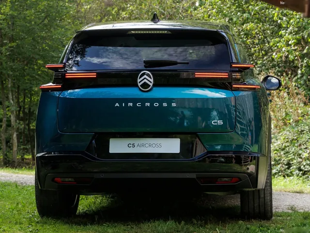 Citroen C5 Aircross Emeraude (2027)