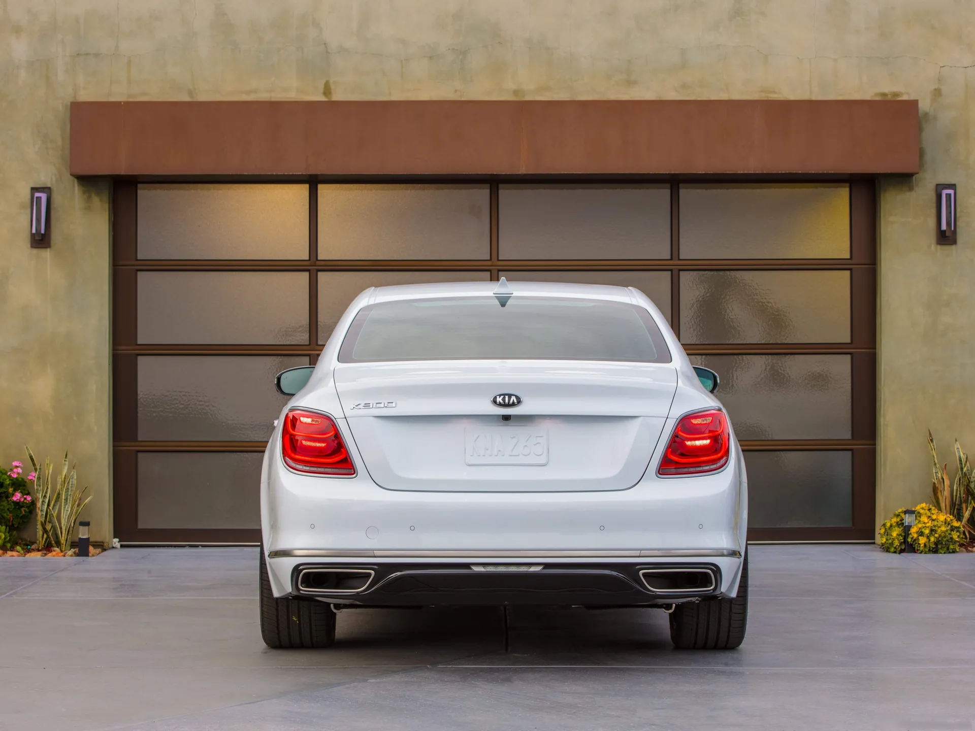 Kia K900 (2019) – zezadu