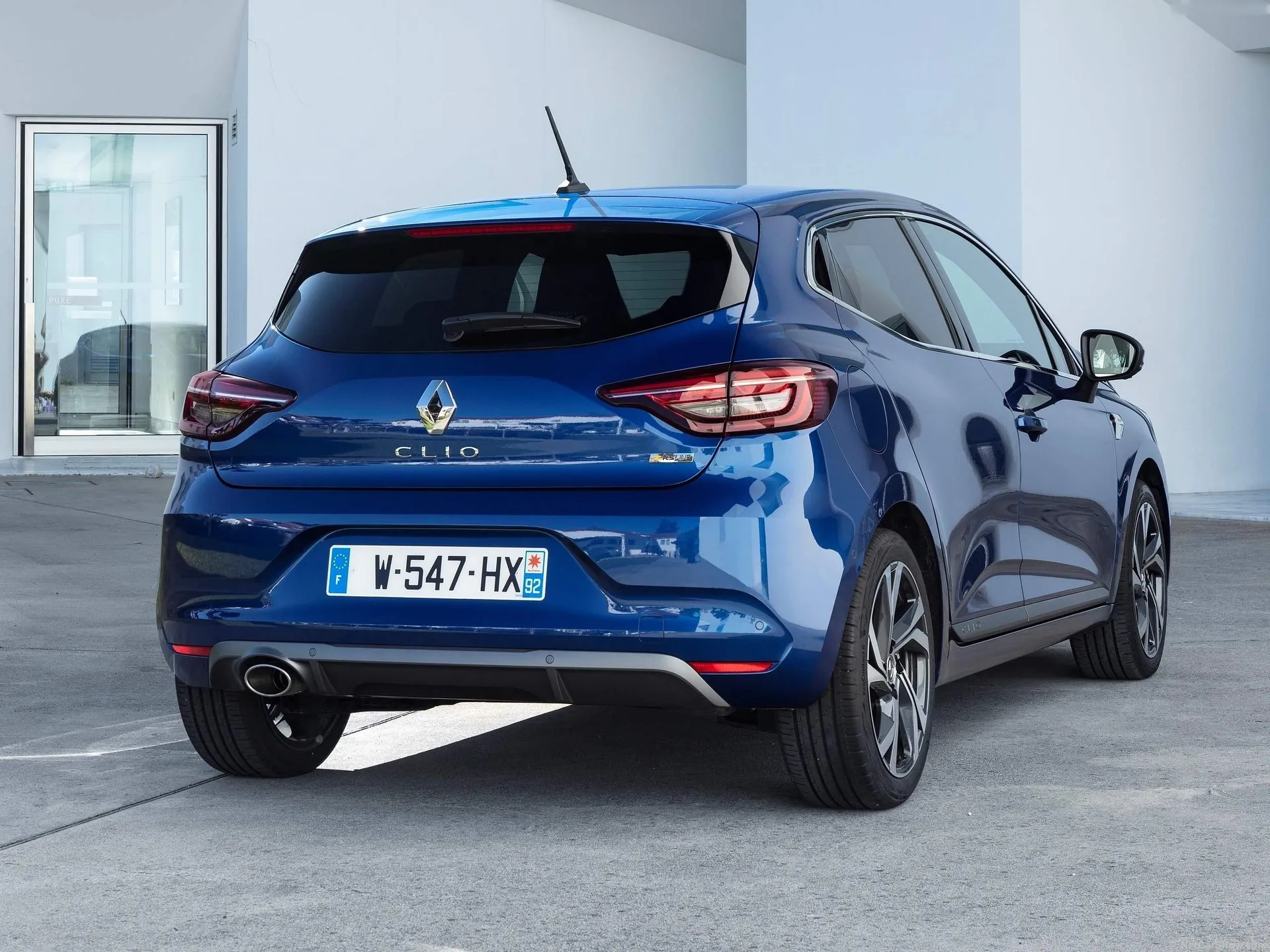 Renault Clio (2020) – zadní tříčtvrteční pohled
