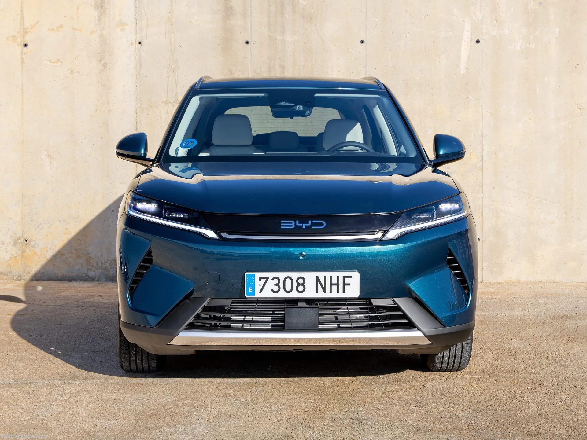 BYD Atto 2 DM-i (2026) – zepředu
