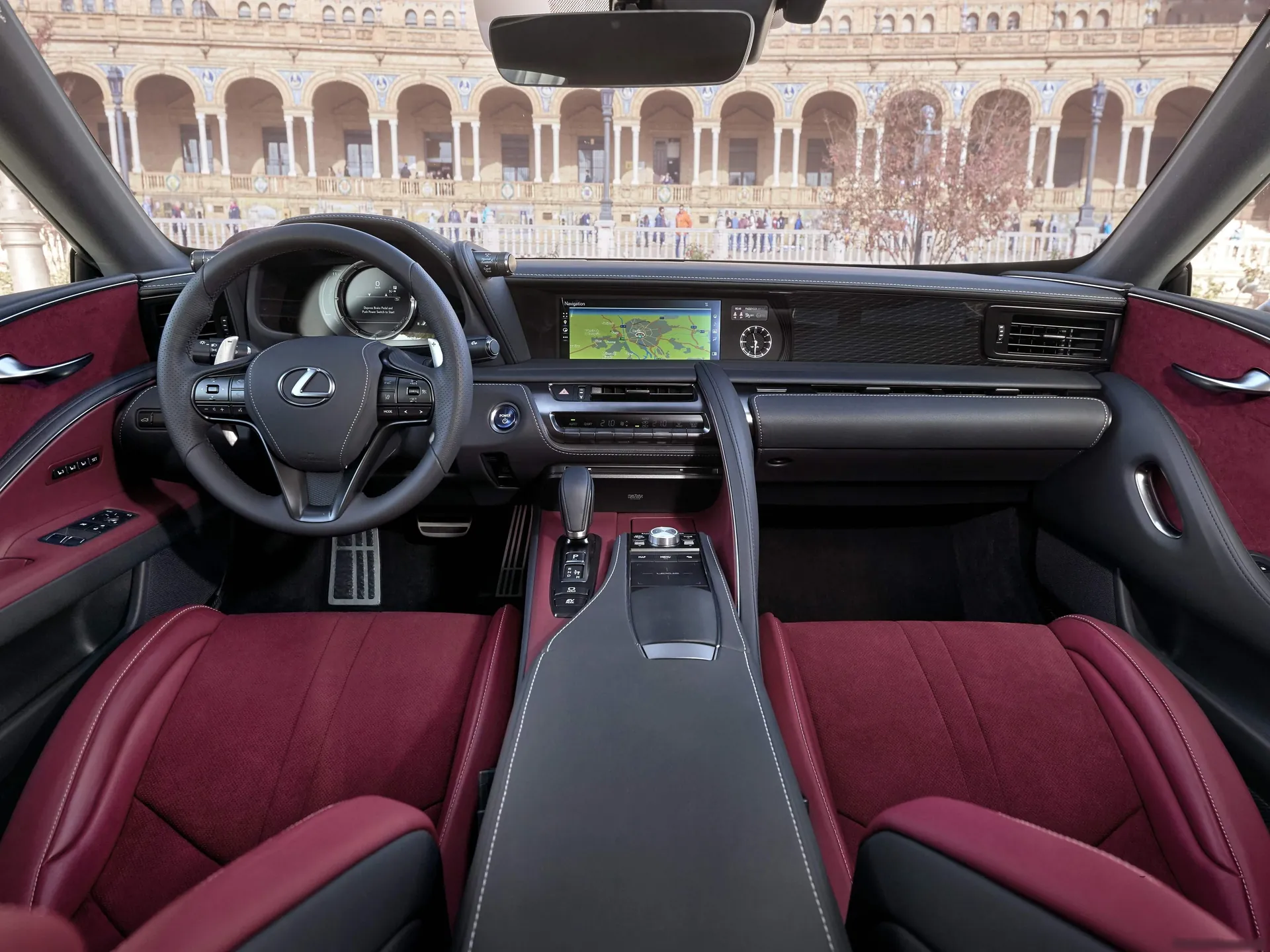 Lexus LC 500h (2018) – interiér