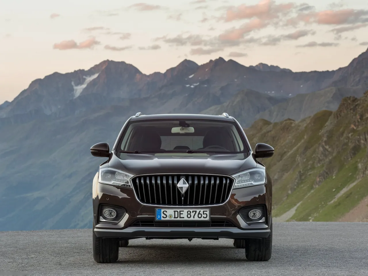 Borgward BX7 Concept (2015) – zepředu