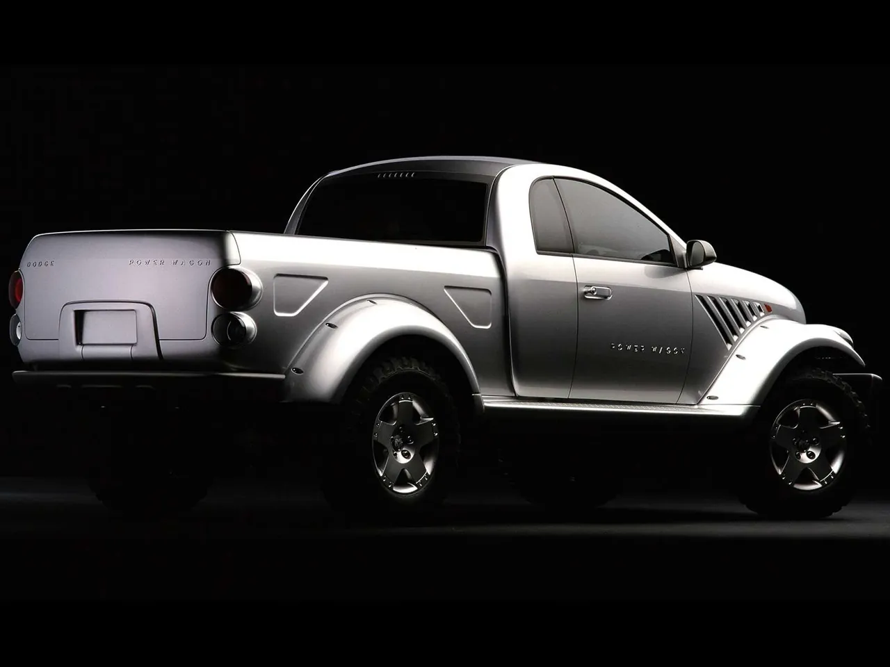 Dodge Power Wagon Concept (1999) – zadní tříčtvrteční pohled