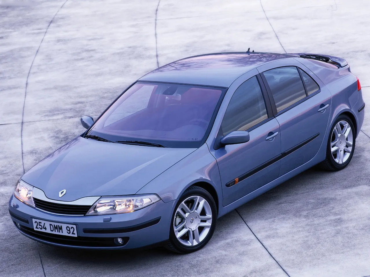 Renault Laguna 2.0 T (2002)