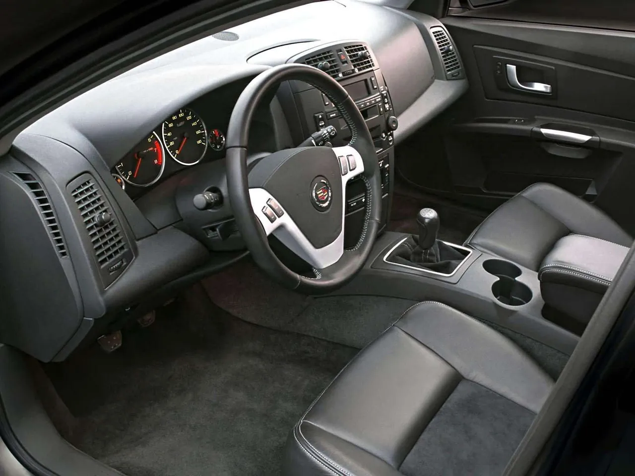 Cadillac CTSV (2004) – interiér