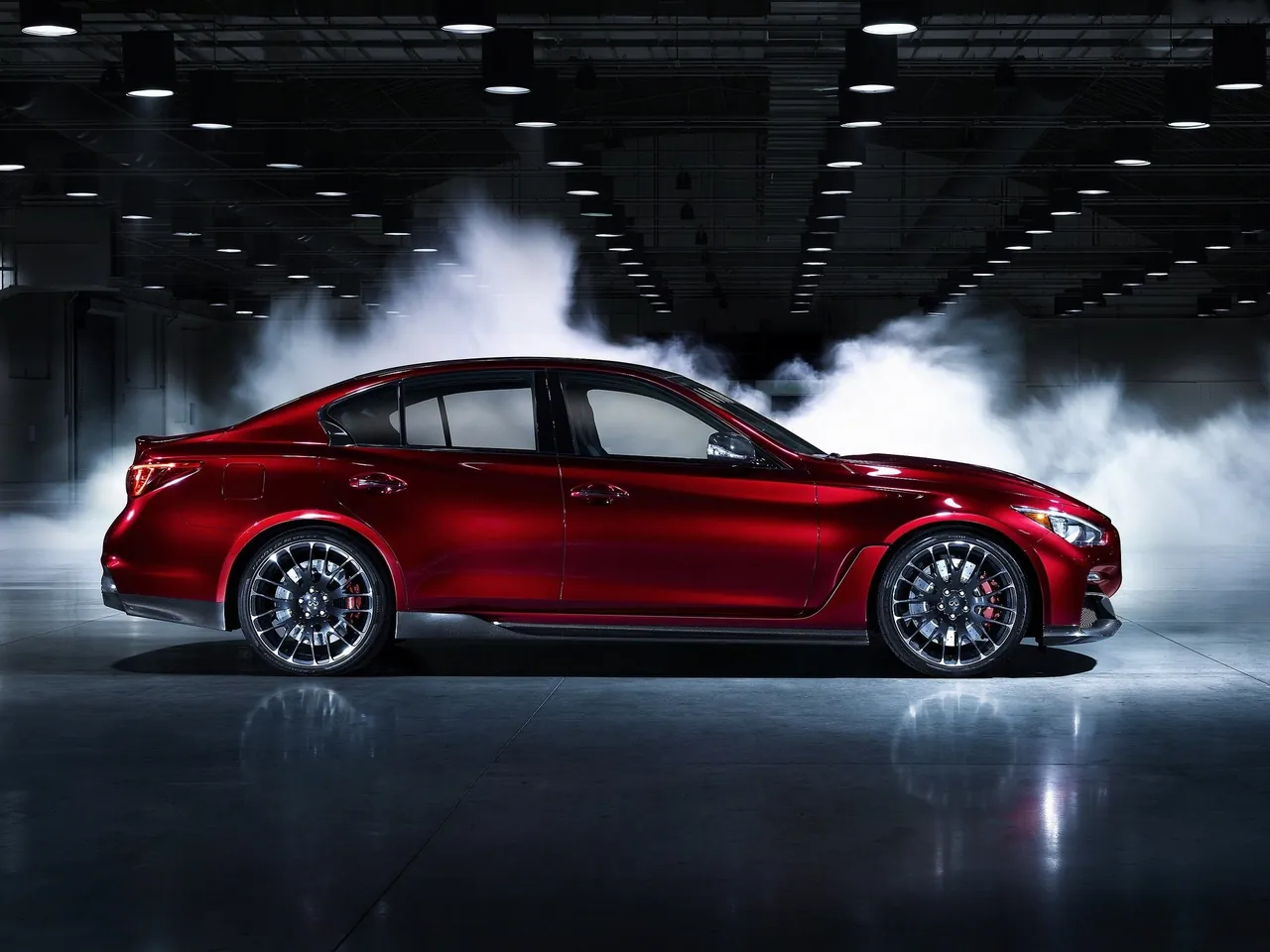 Infiniti Q50 Eau Rouge Concept (2014) – boční profil