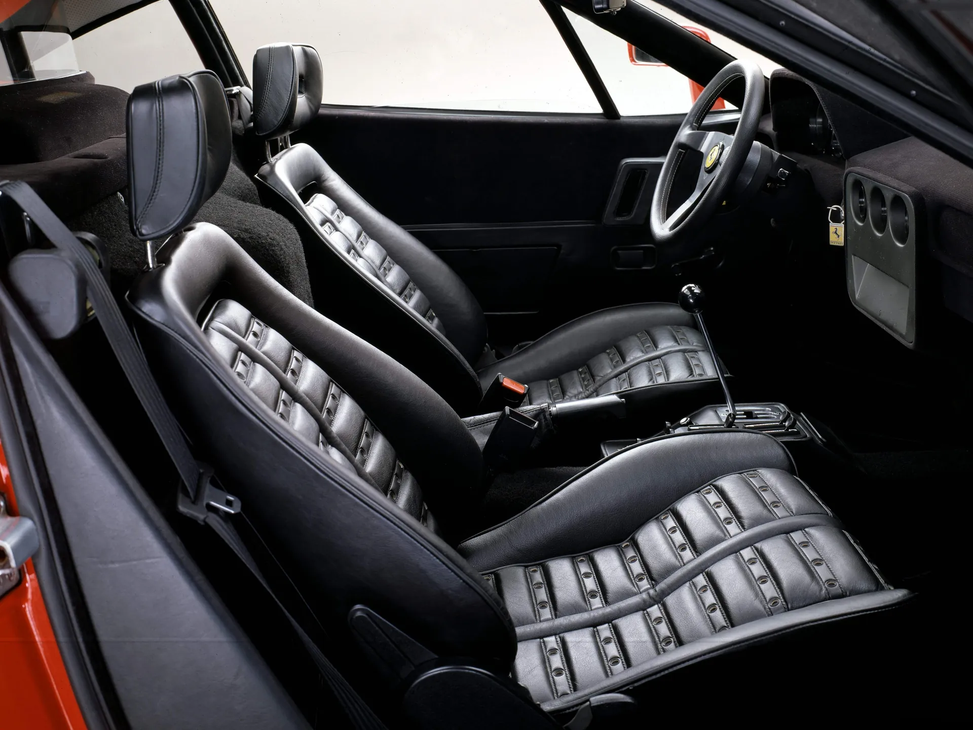 Ferrari 288 GTO (1984) – interiér