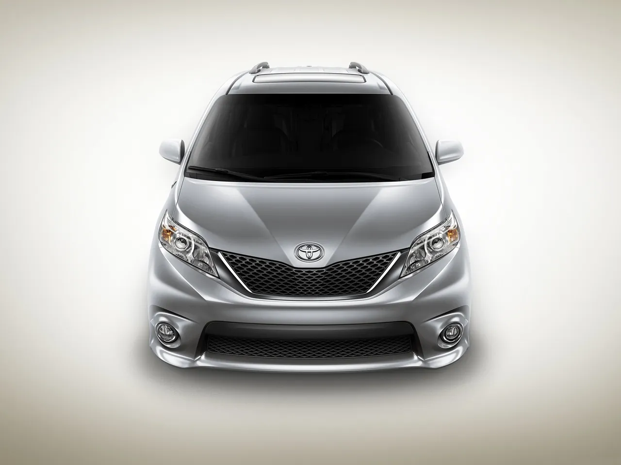 Toyota Sienna (2011) – zepředu