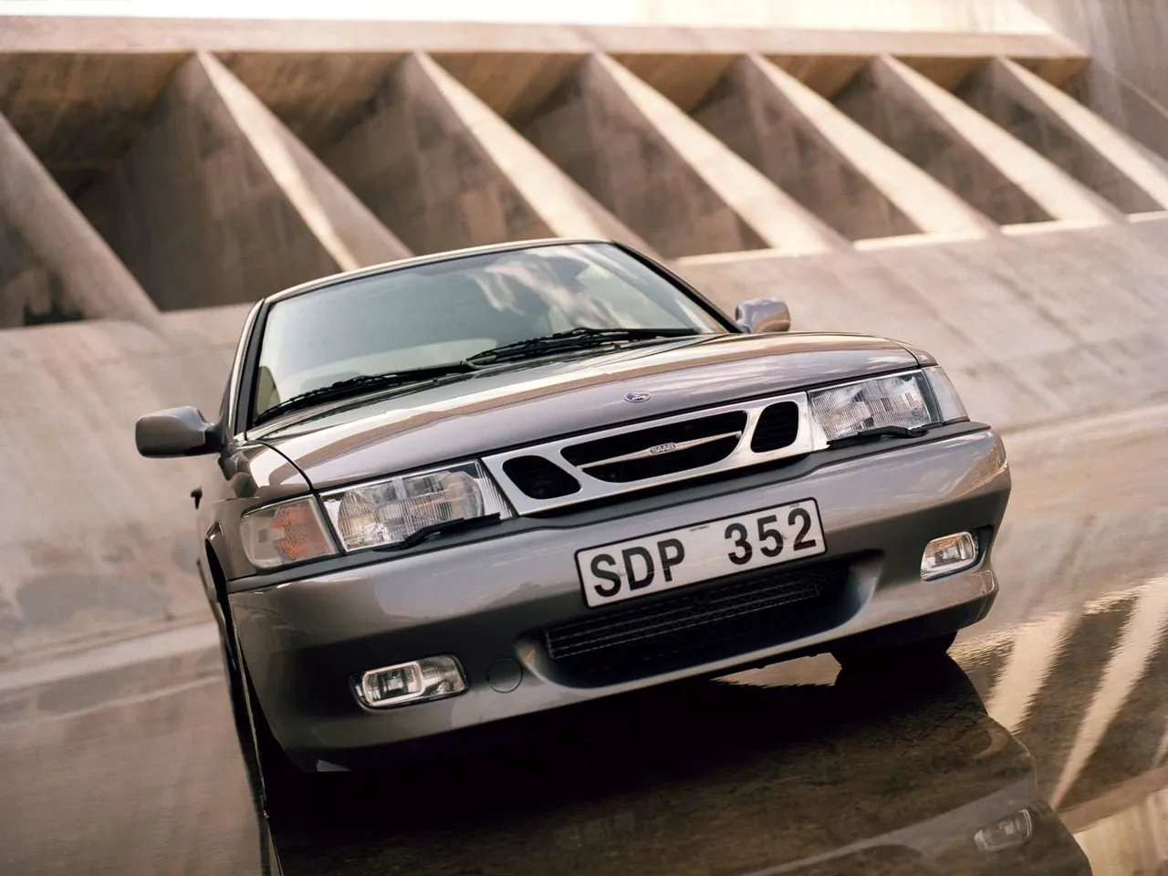 Saab 9-3 Aero Coupe (2002) – zepředu