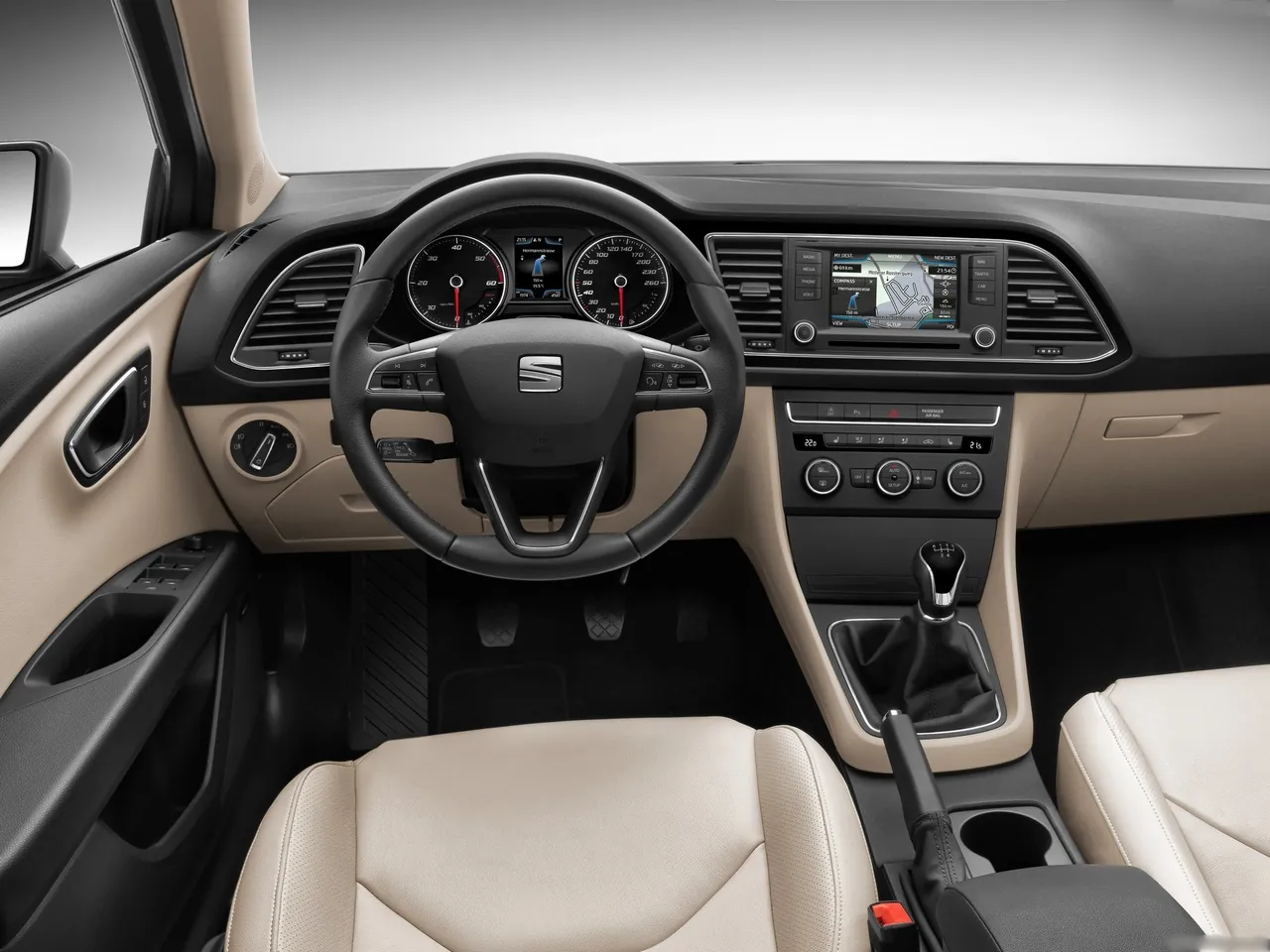 Seat Leon ST (2014) – interiér