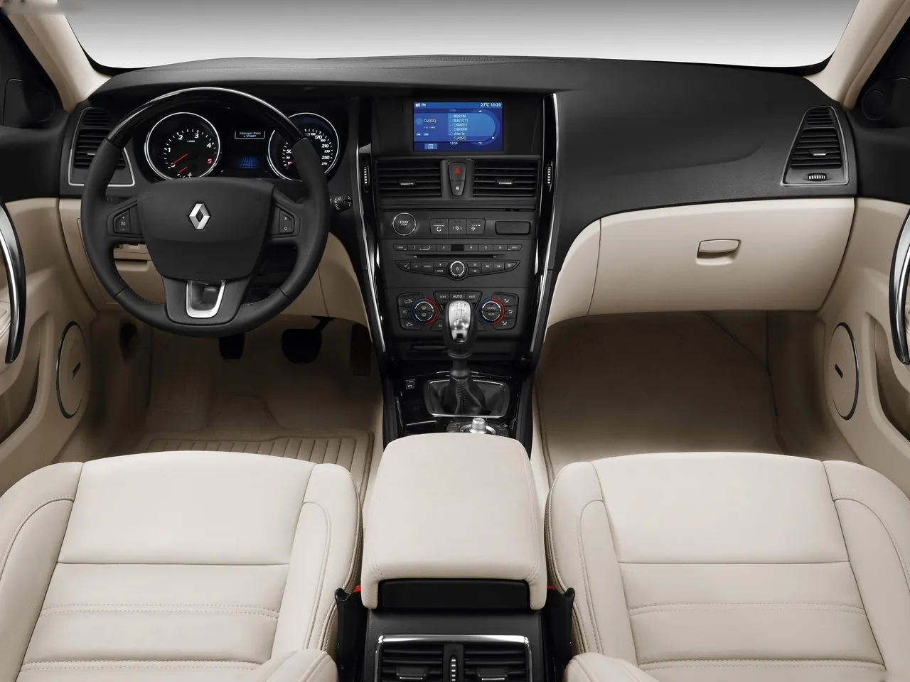 Renault Latitude (2011) – interiér