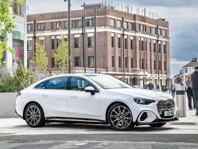 Mercedes-Benz C-Class EV [UK] (2027)