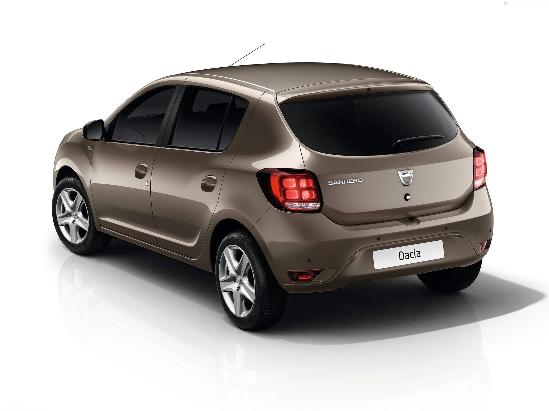 Dacia Sandero (2017) – zadní tříčtvrteční pohled